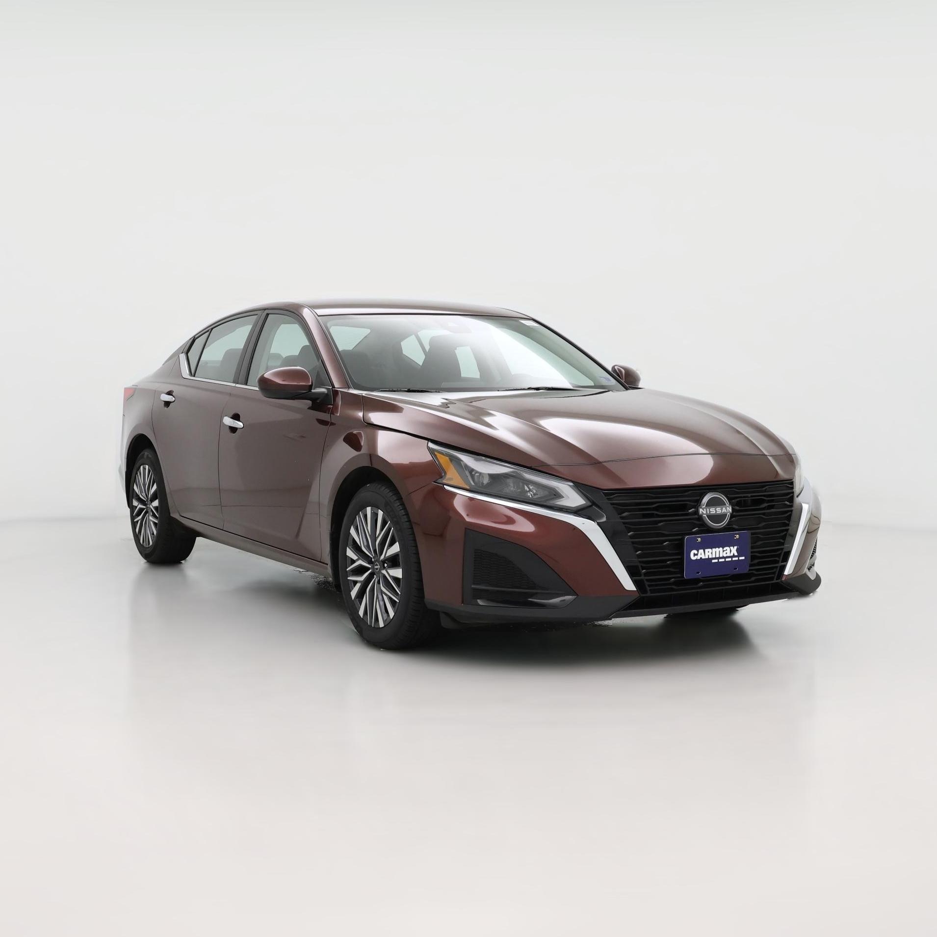 Thumbnail: 2023 Nissan Altima - 1