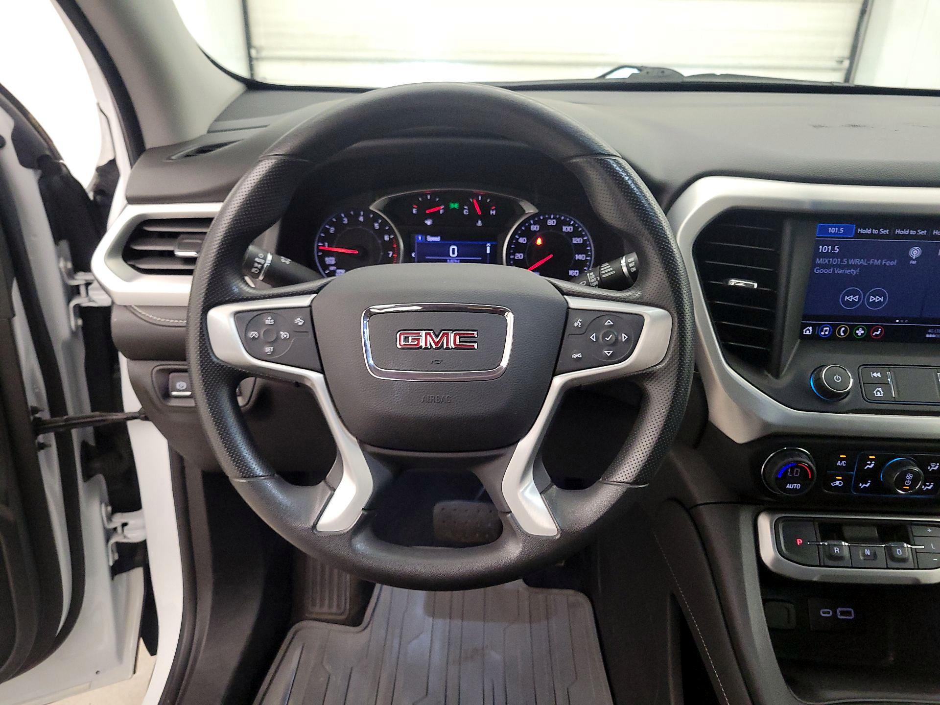 Thumbnail: 2022 GMC Acadia - 10