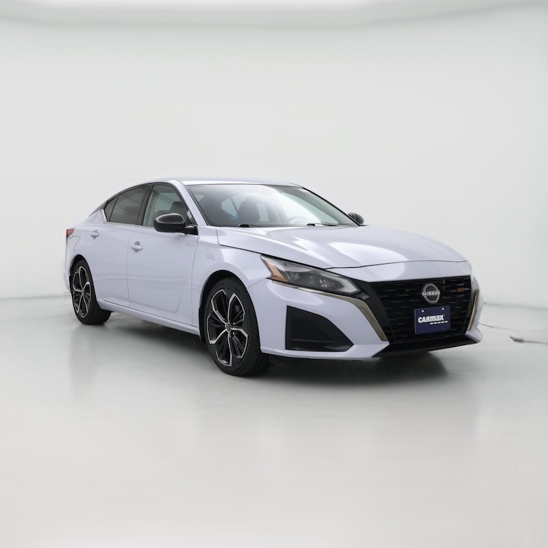 2024 Nissan Altima SR