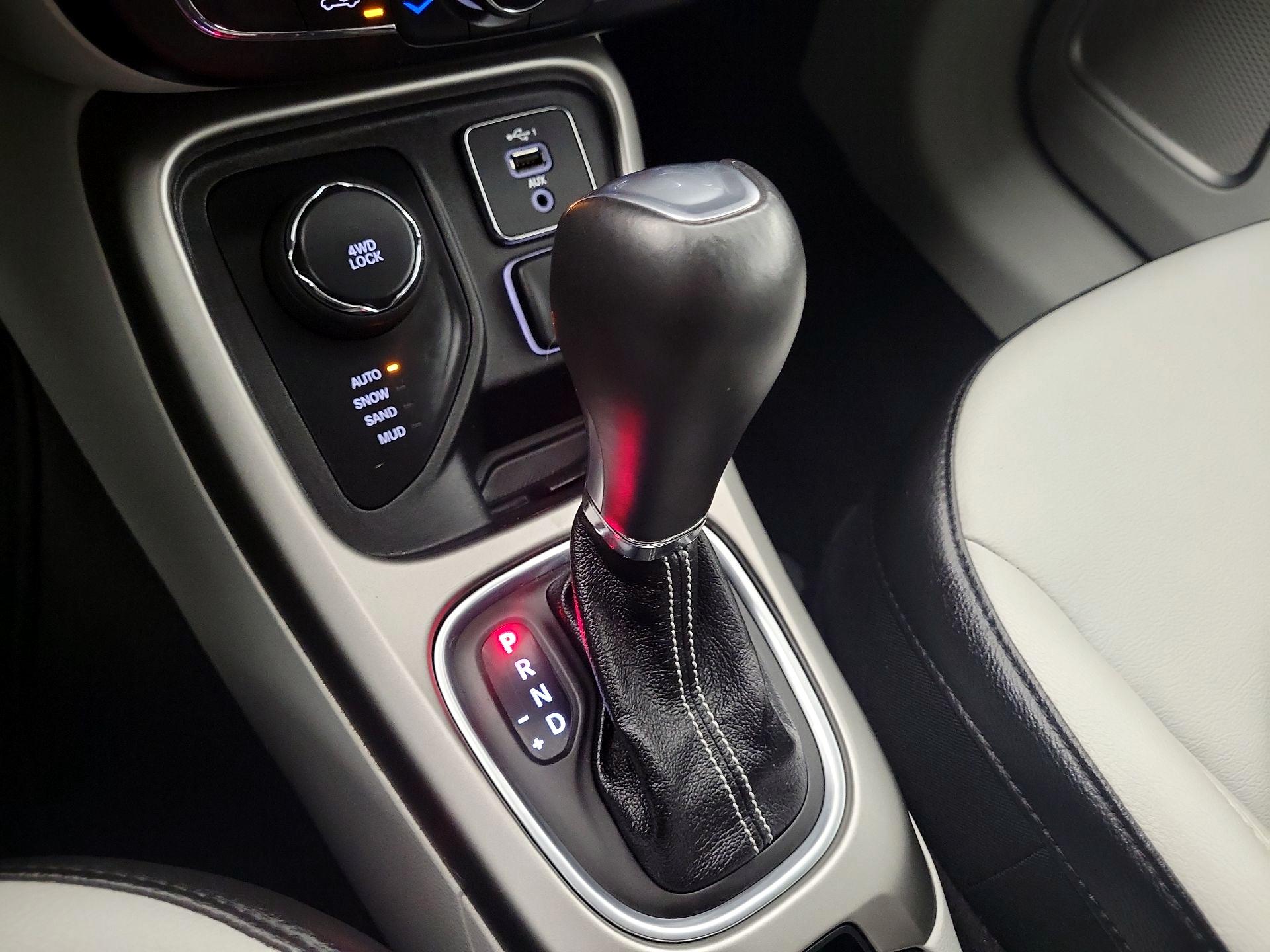 Thumbnail: 2021 Jeep Compass - 17