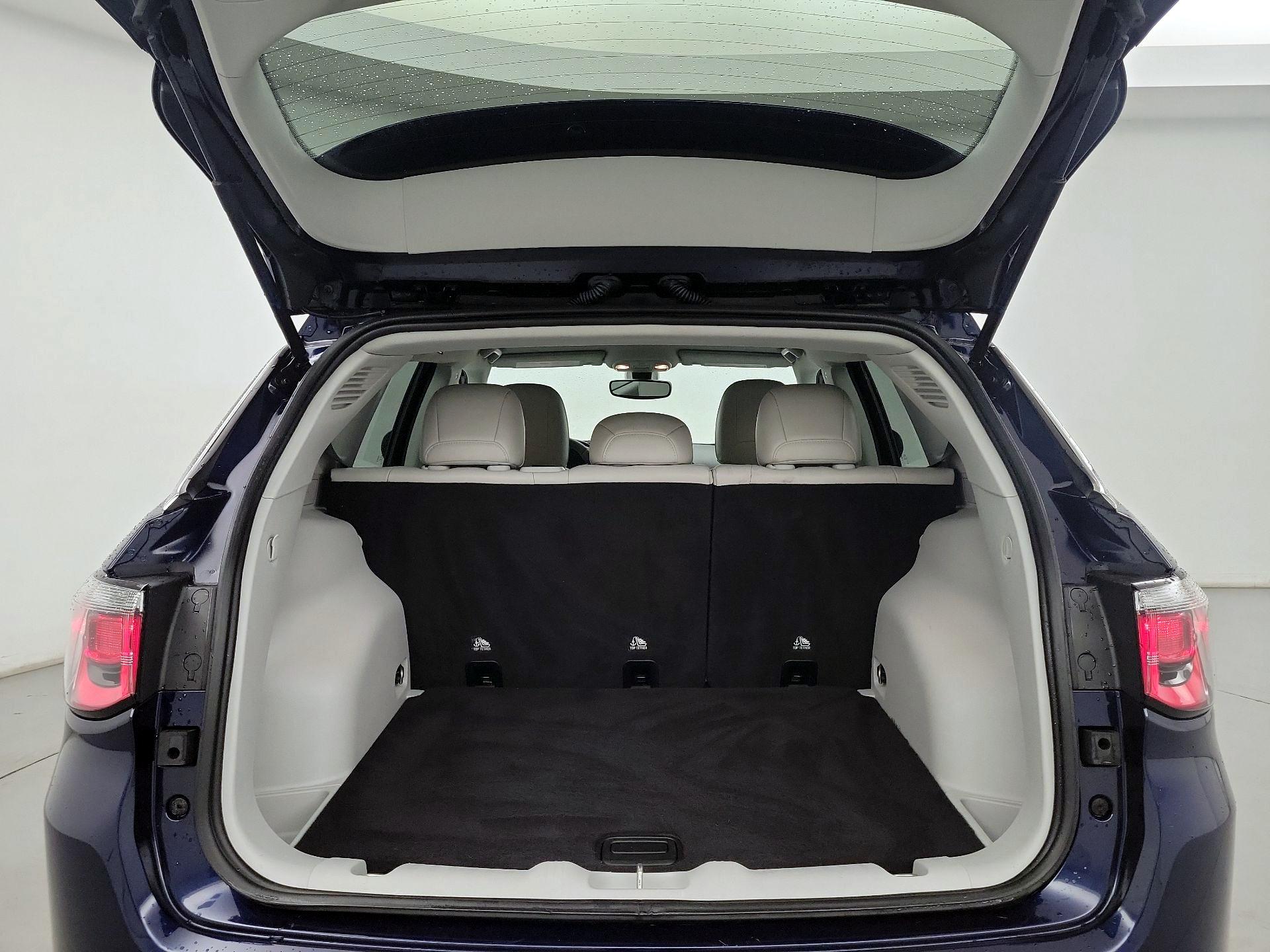 Thumbnail: 2021 Jeep Compass - 20