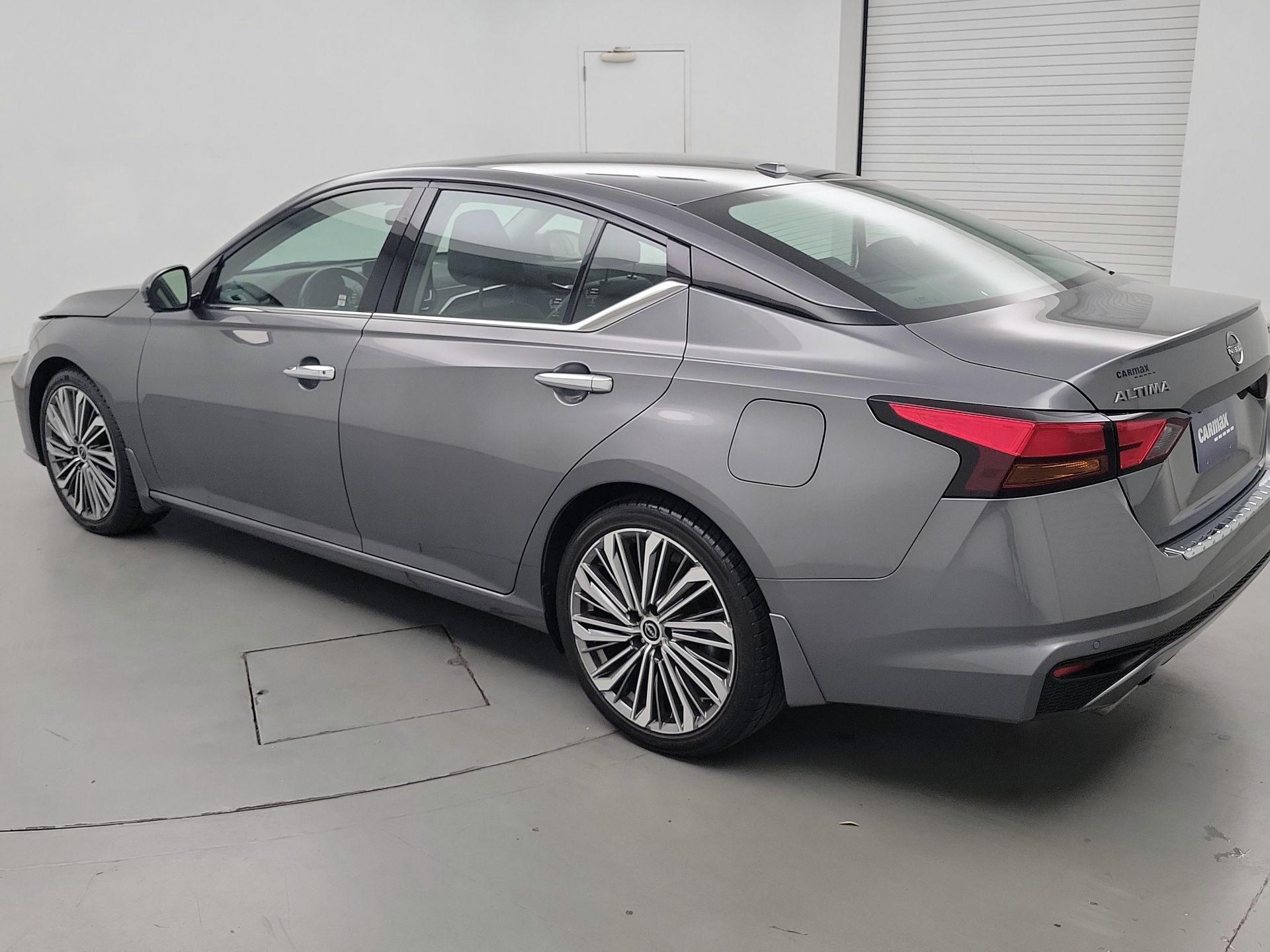 Thumbnail: 2023 Nissan Altima - 7