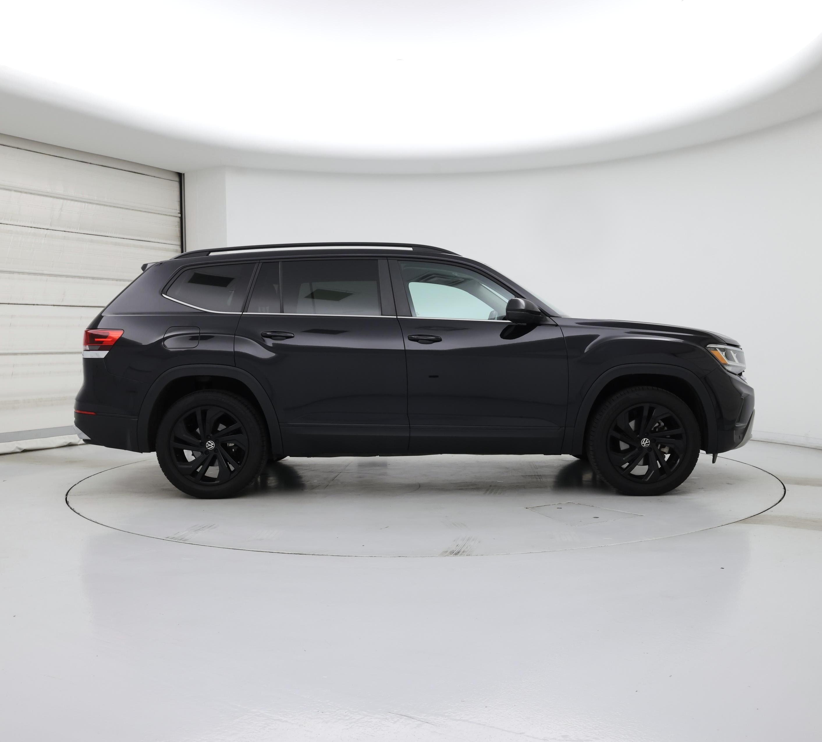 Thumbnail: 2023 Volkswagen Atlas - 7