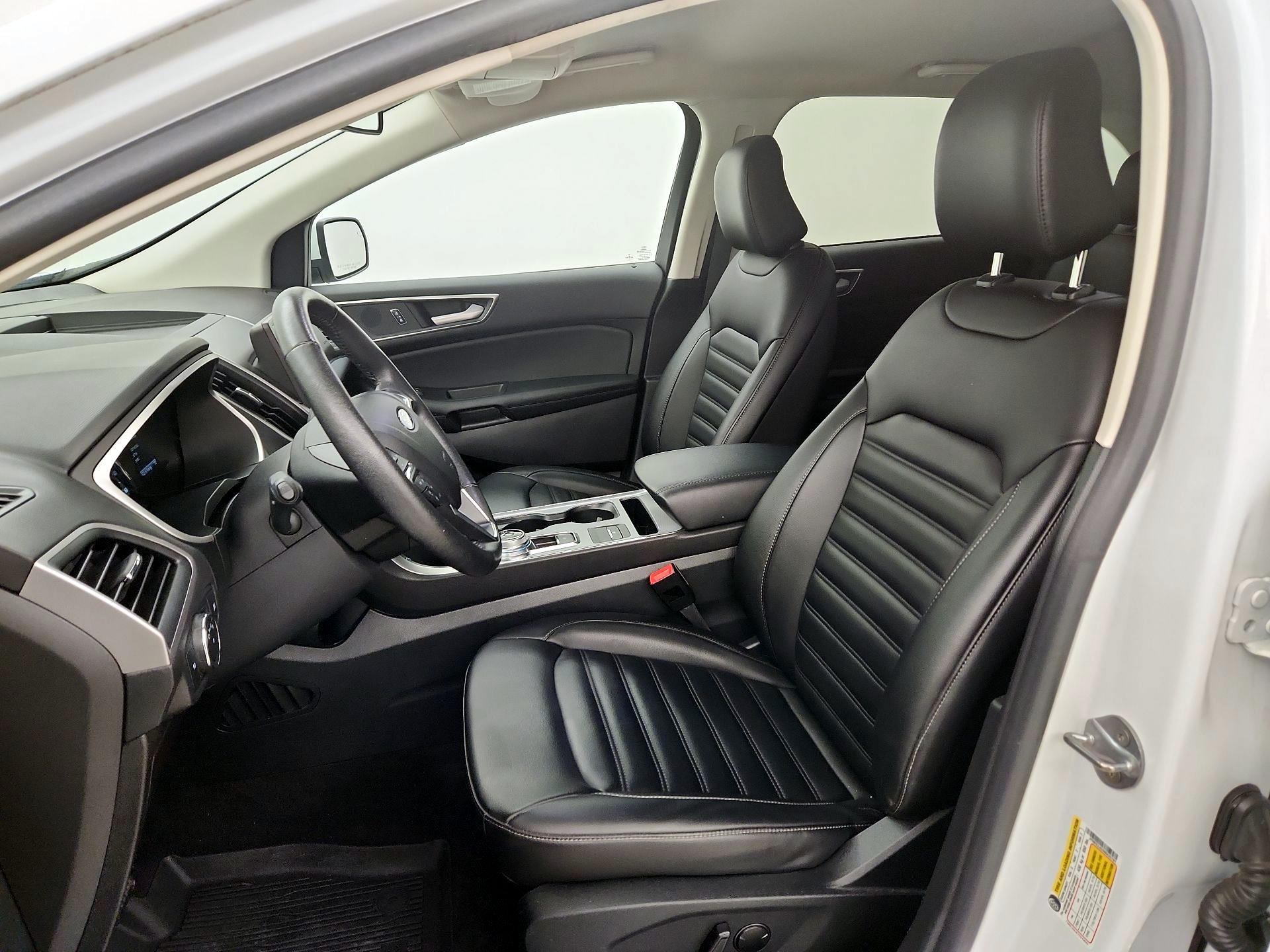Thumbnail: 2021 Ford Edge - 9
