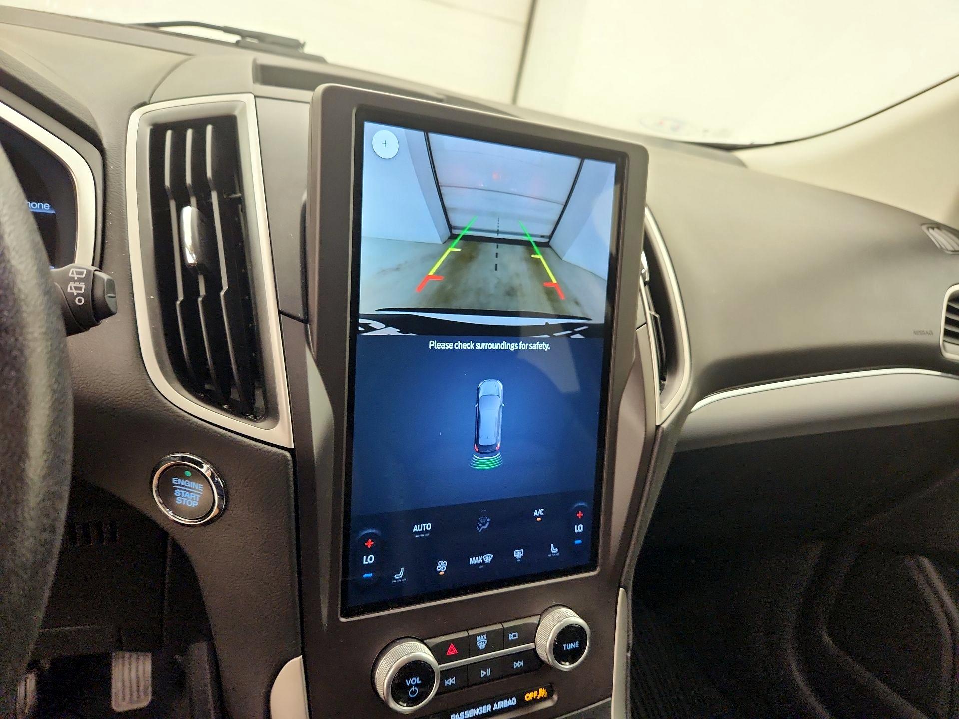 Thumbnail: 2021 Ford Edge - 12