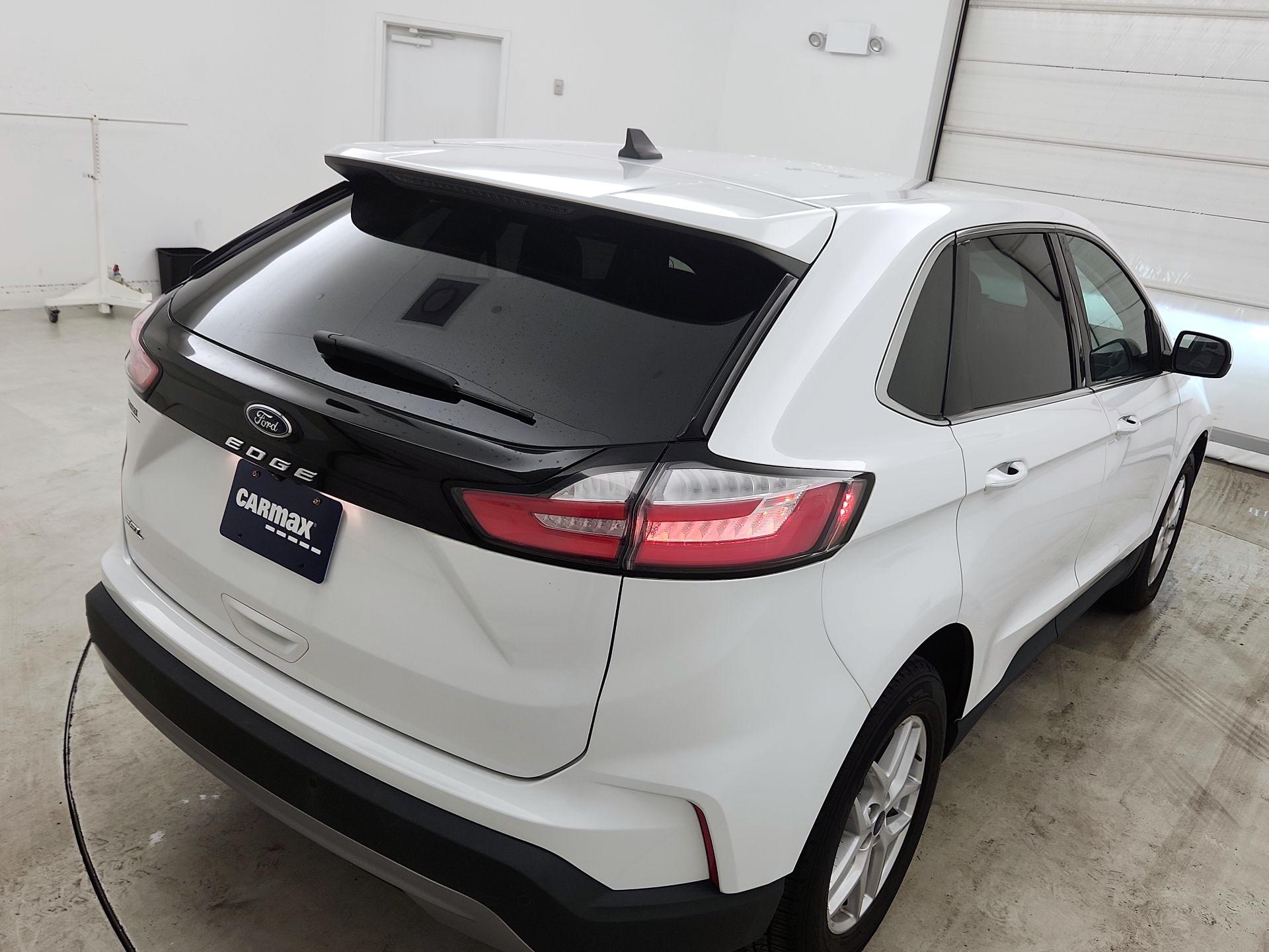 Thumbnail: 2021 Ford Edge - 5