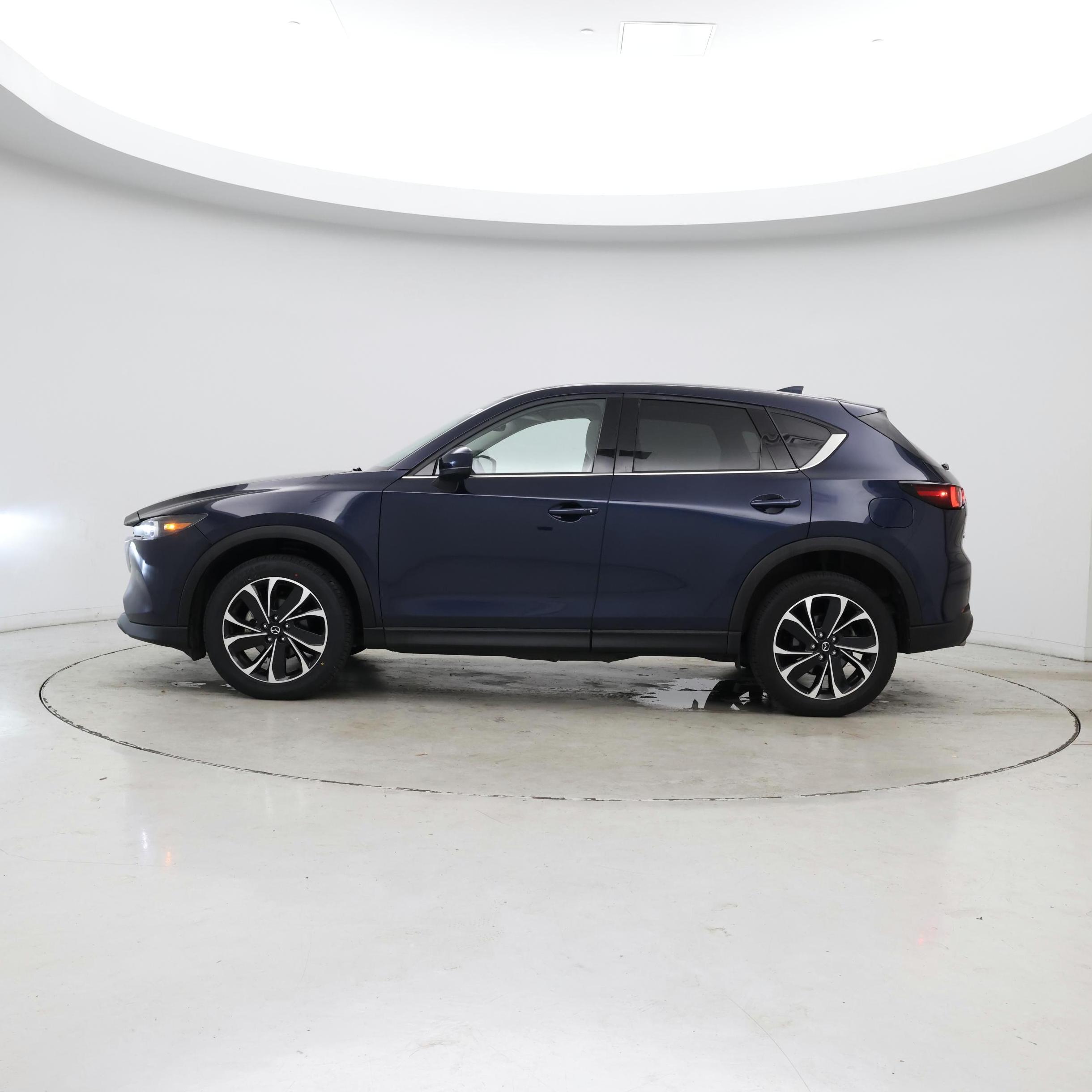 Thumbnail: 2023 Mazda CX-5 - 3