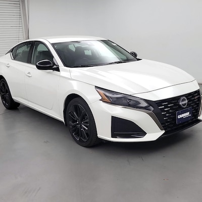 2023 Nissan Altima SR