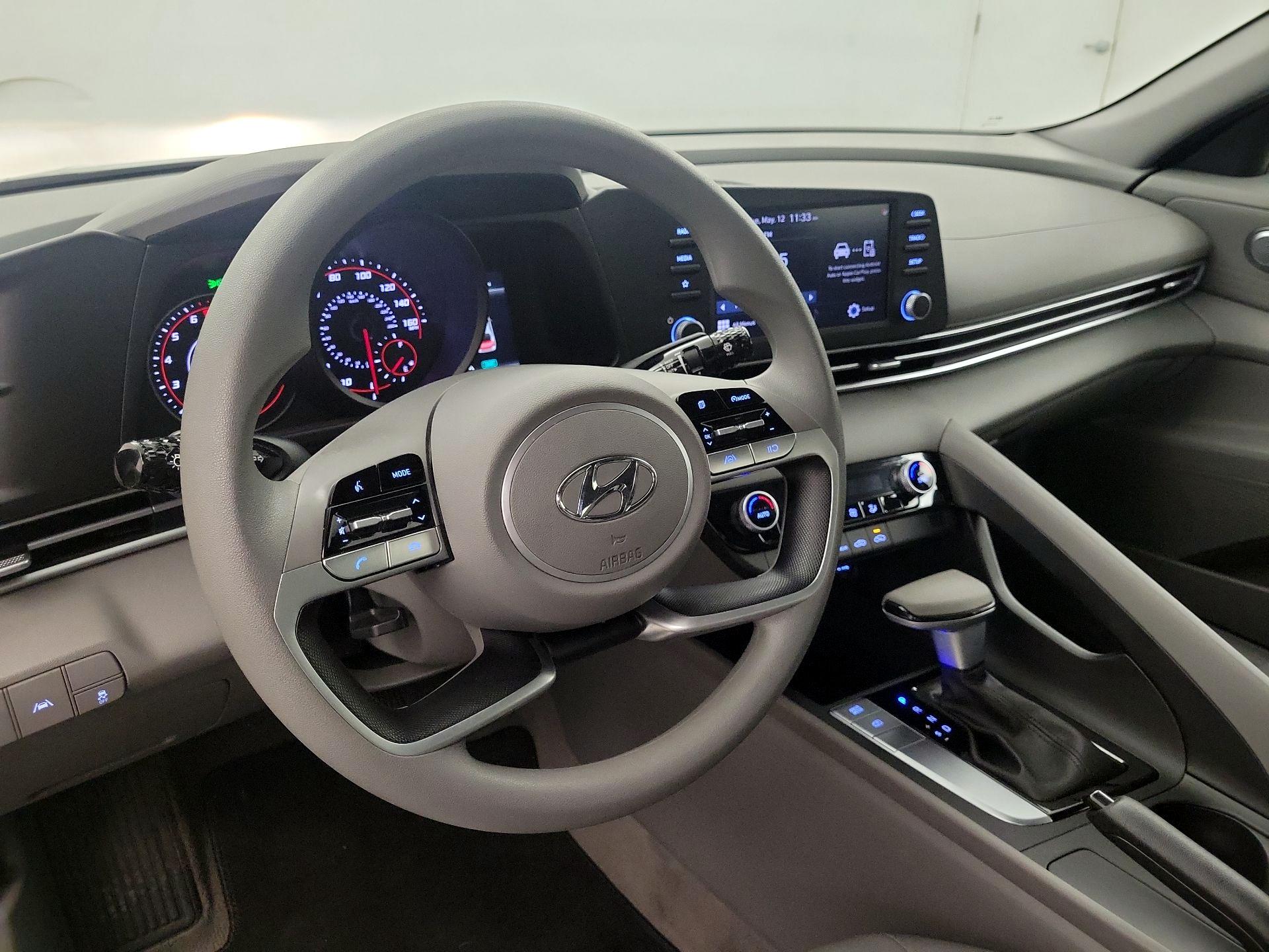 Thumbnail: 2023 Hyundai Elantra - 8