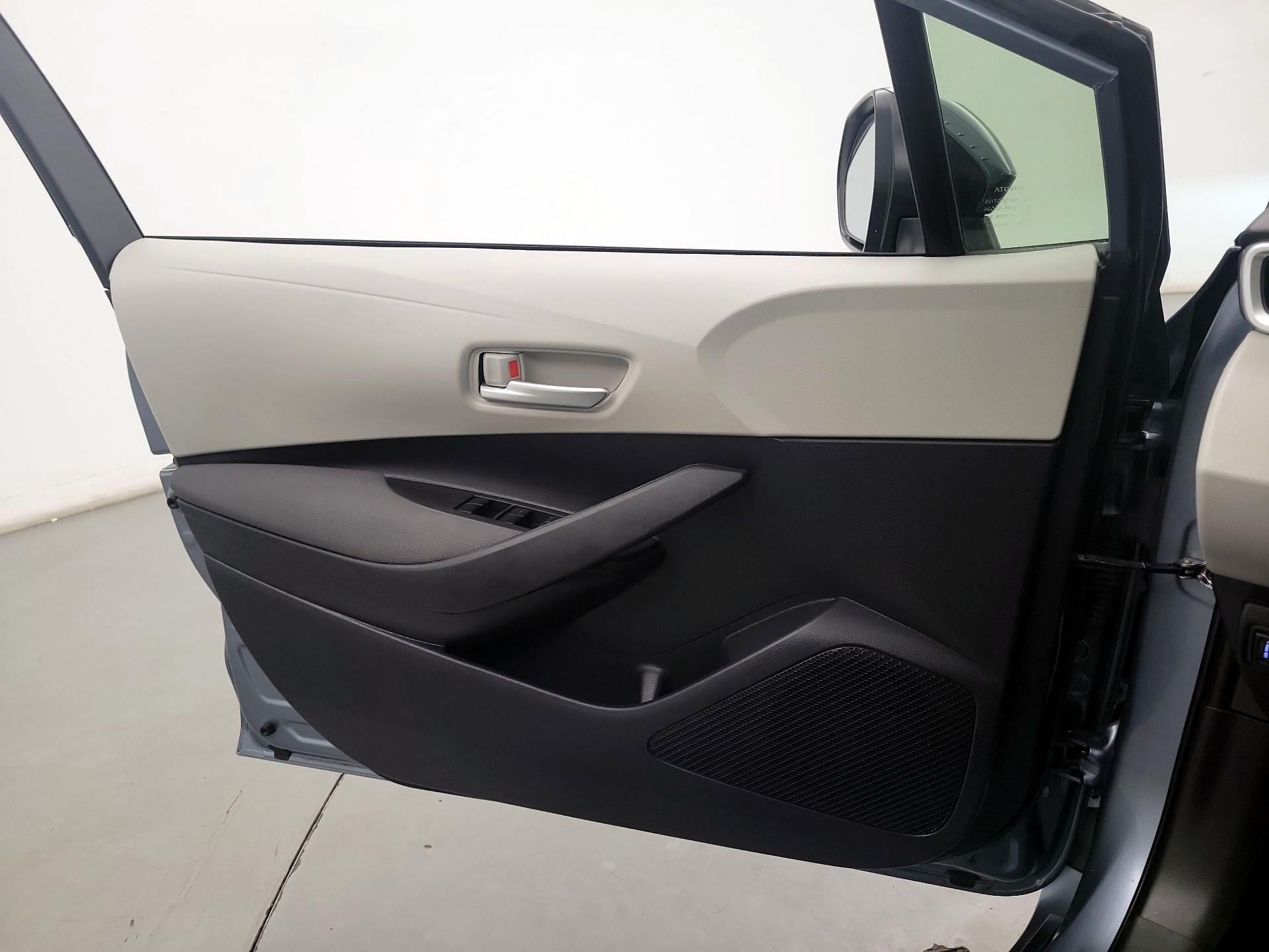 Thumbnail: 2020 Toyota Corolla - 10
