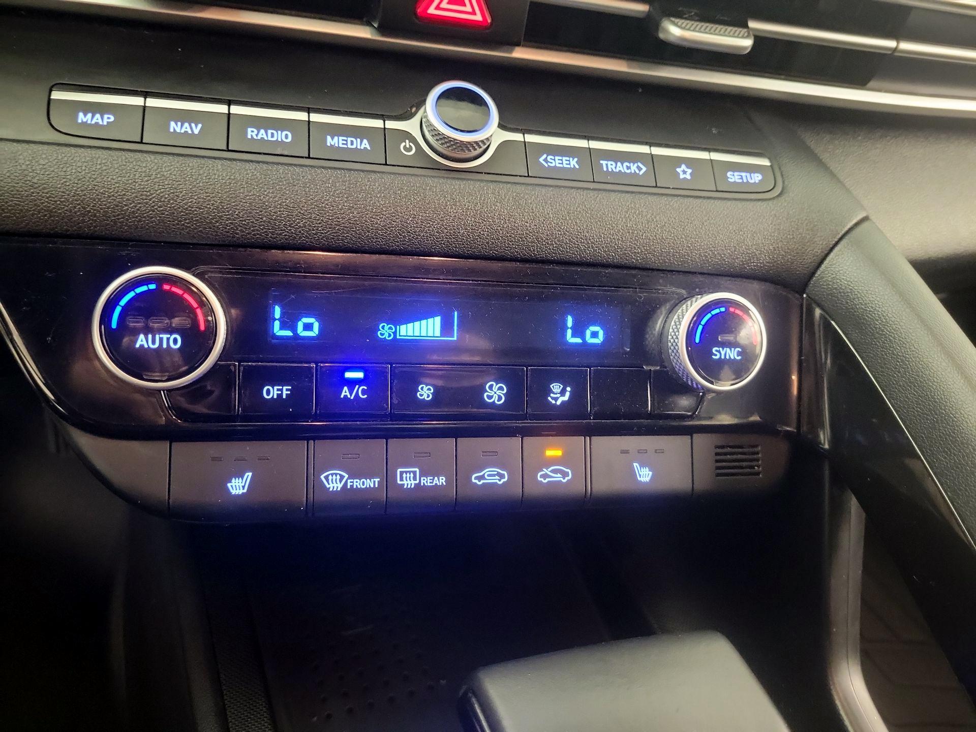 Thumbnail: 2023 Hyundai Elantra - 15