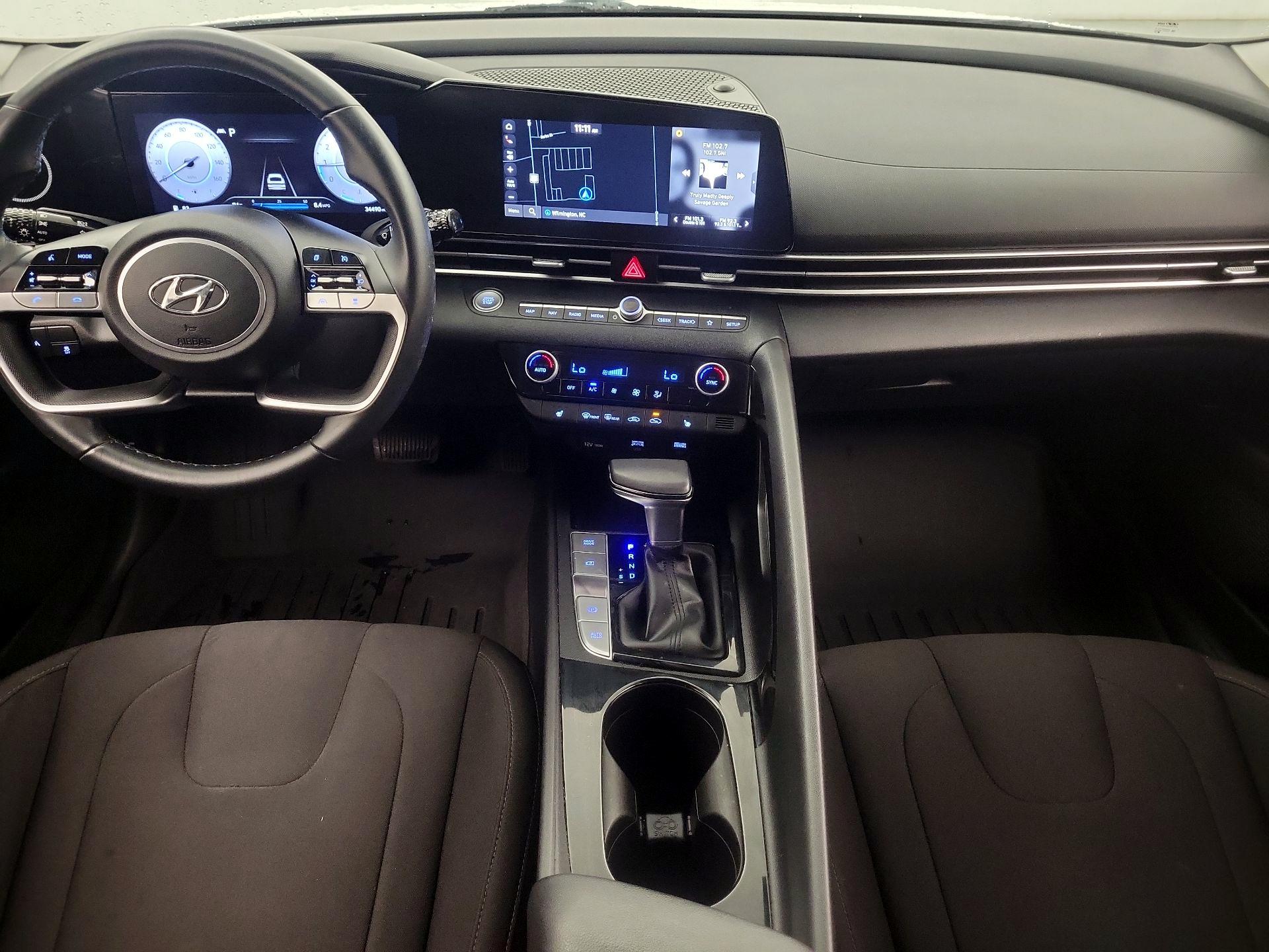 Thumbnail: 2023 Hyundai Elantra - 8
