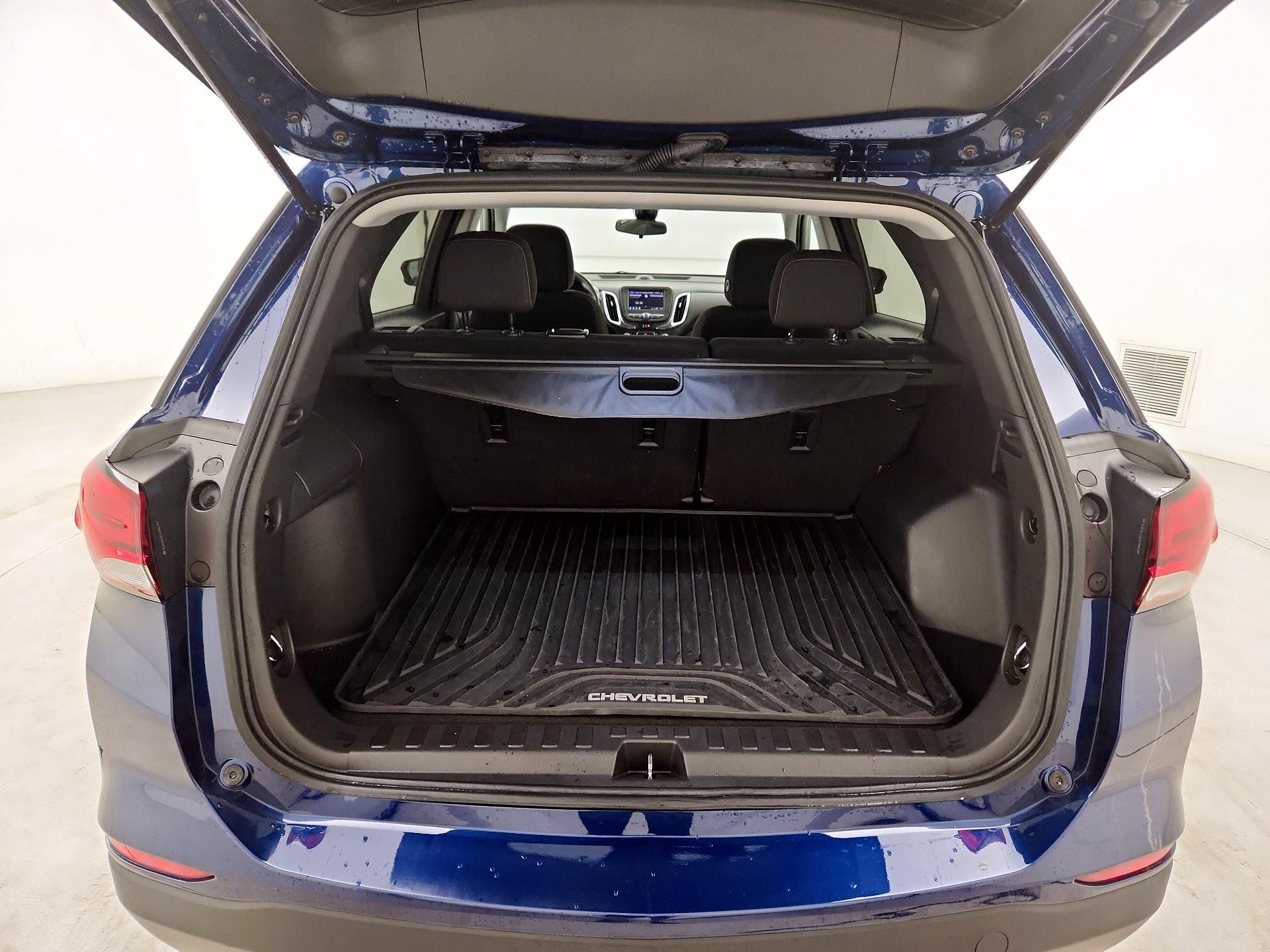 Thumbnail: 2022 Chevrolet Equinox - 18