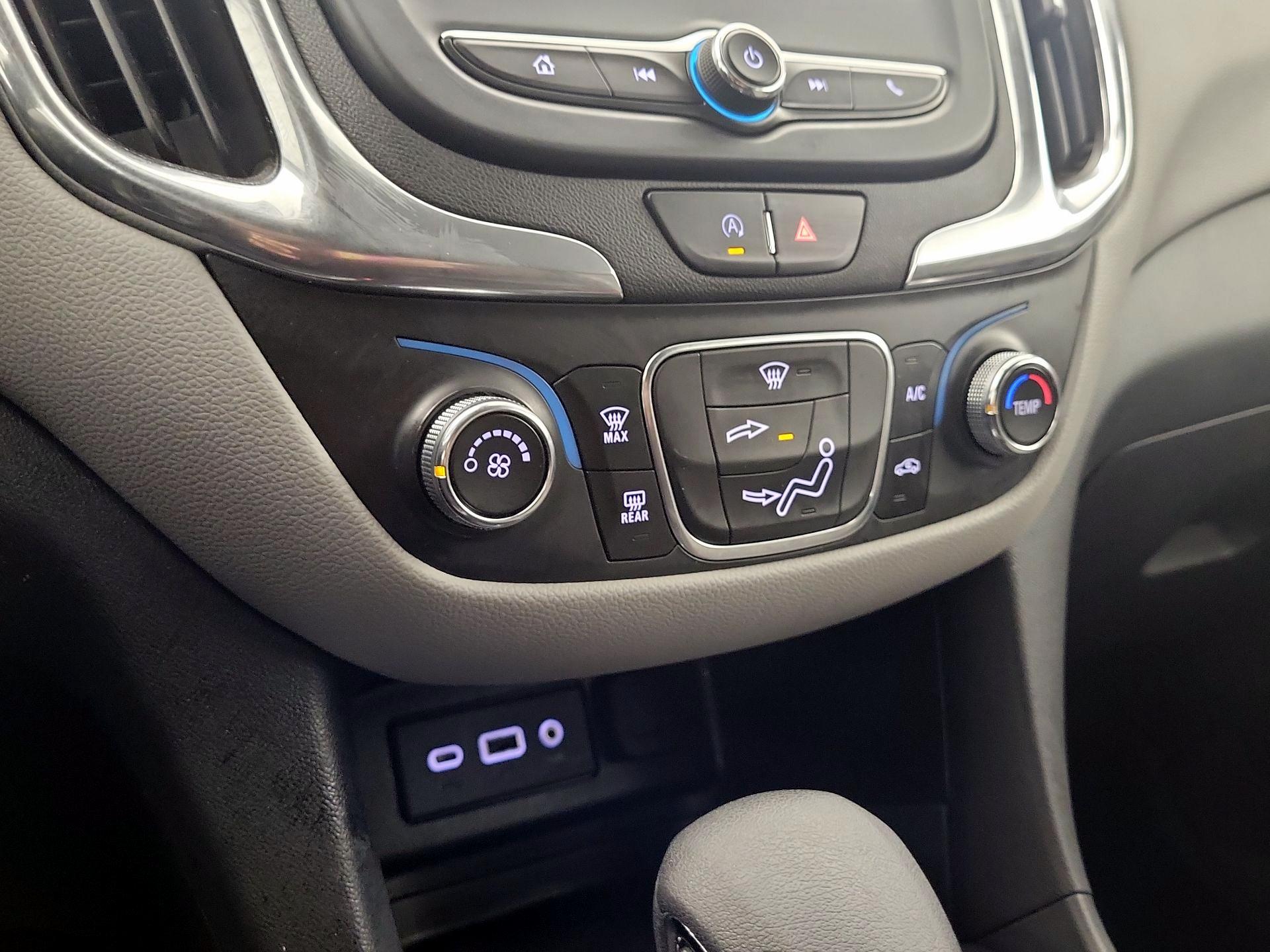 Thumbnail: 2023 Chevrolet Equinox - 16