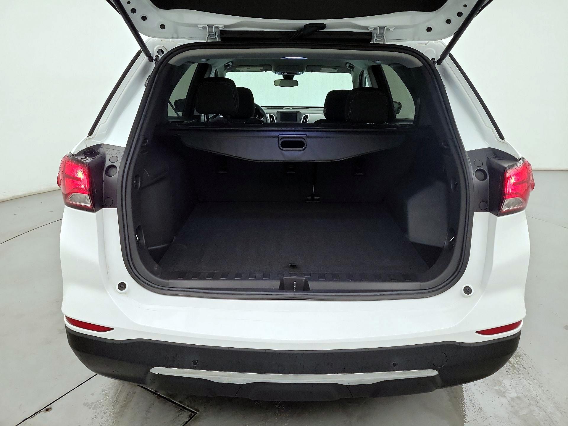 Thumbnail: 2023 Chevrolet Equinox - 20