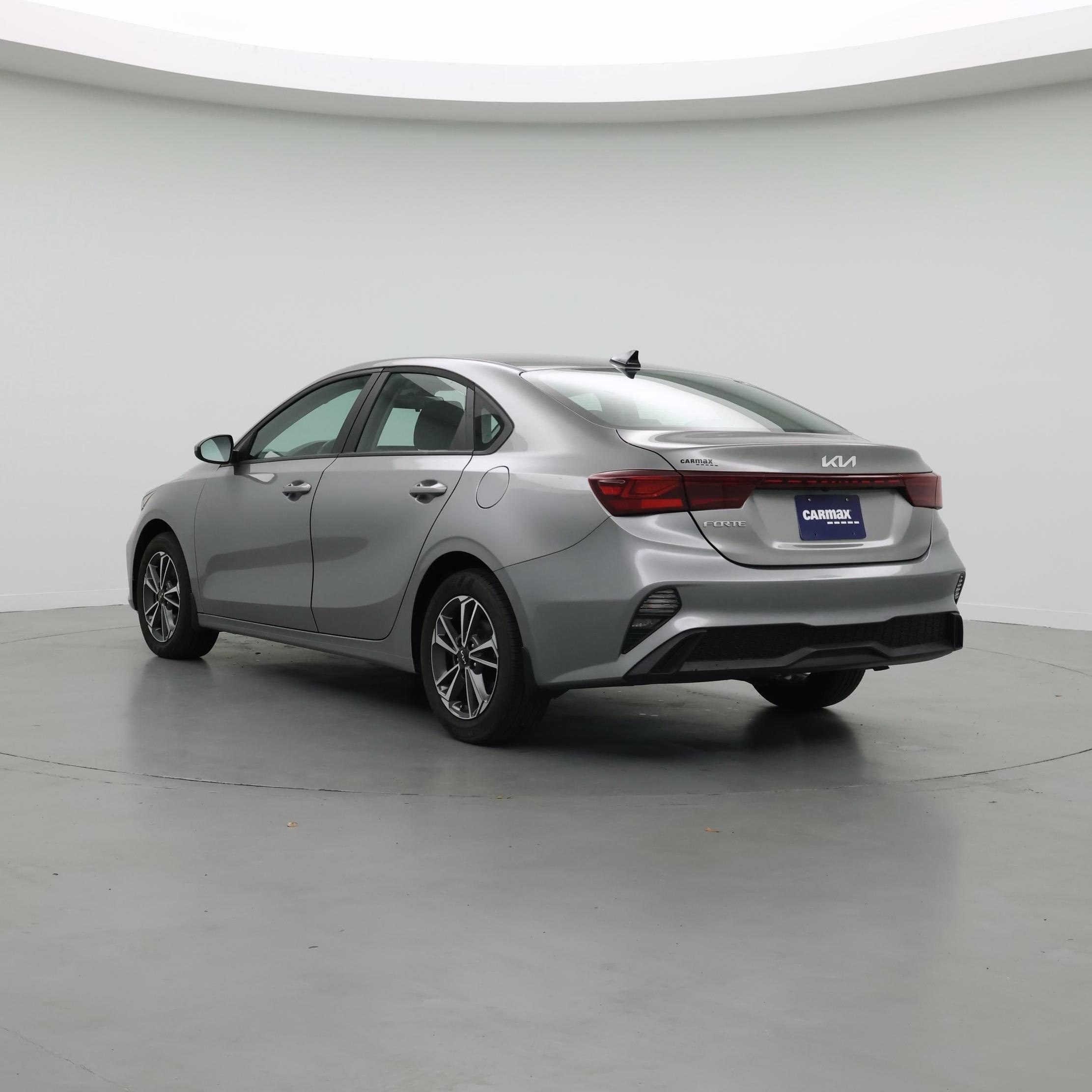 Thumbnail: 2023 Kia Forte - 2