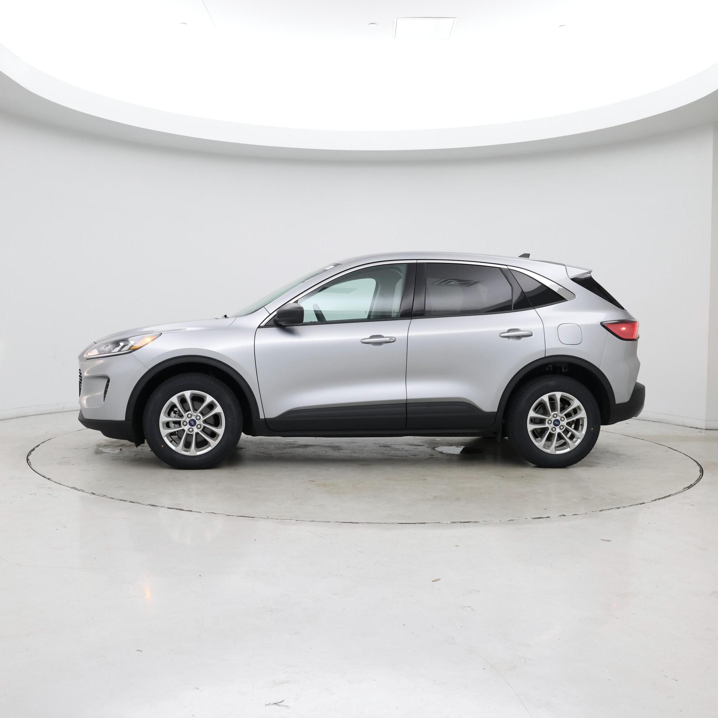 Thumbnail: 2022 Ford Escape - 3