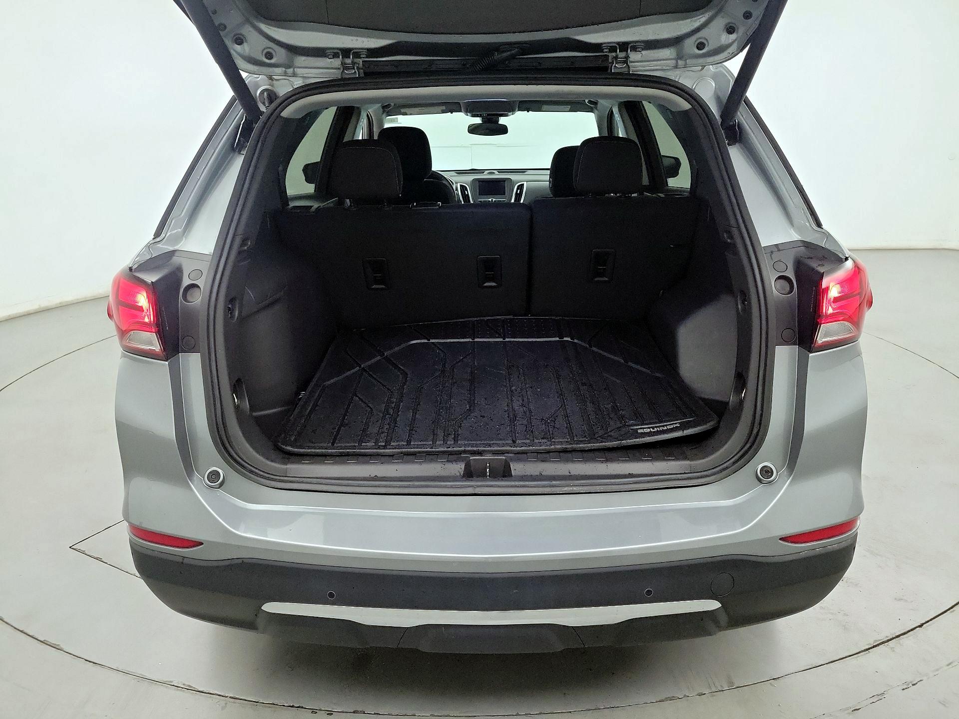 Thumbnail: 2023 Chevrolet Equinox - 17