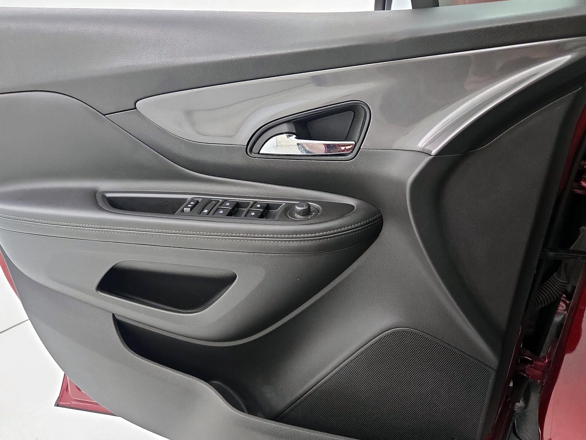 Thumbnail: 2022 Buick Encore - 12
