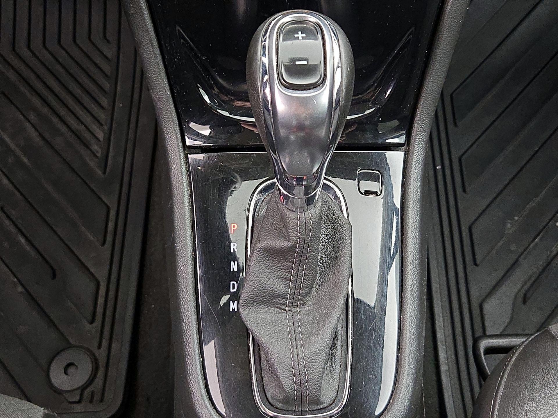 Thumbnail: 2022 Buick Encore - 17