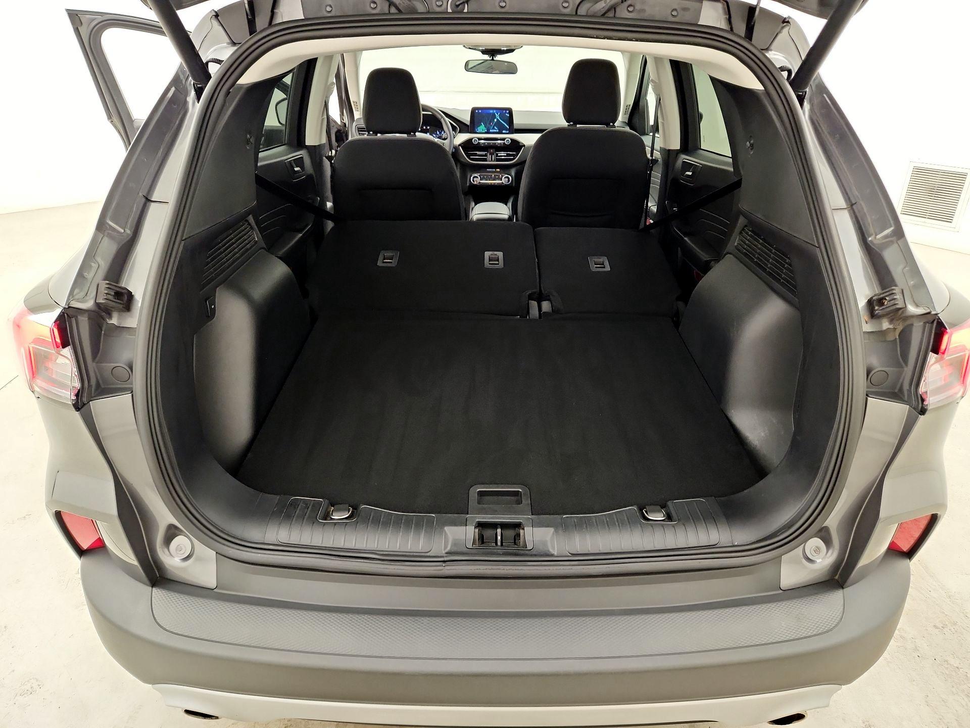 Thumbnail: 2022 Ford Escape - 20