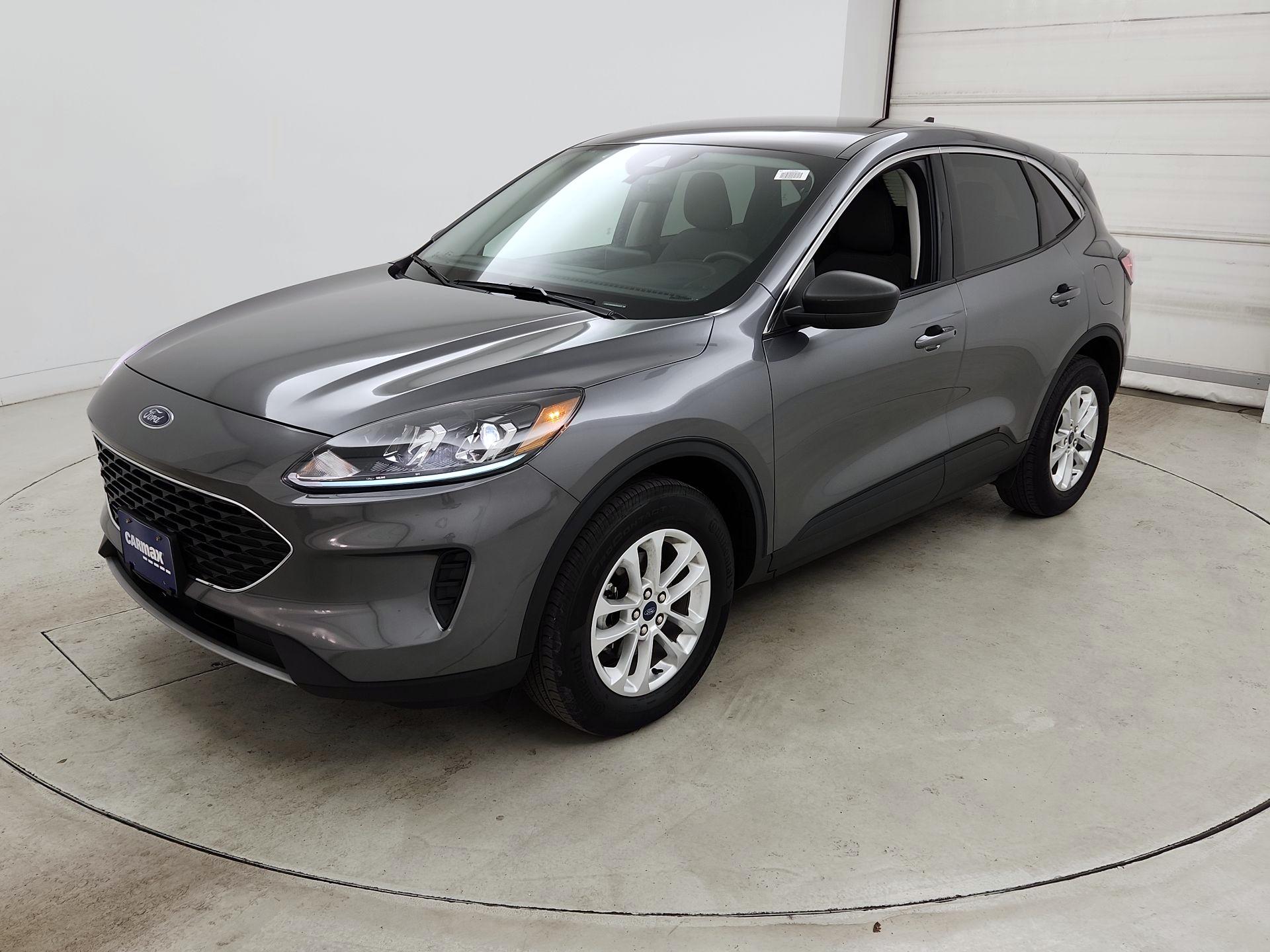 Thumbnail: 2022 Ford Escape - 3