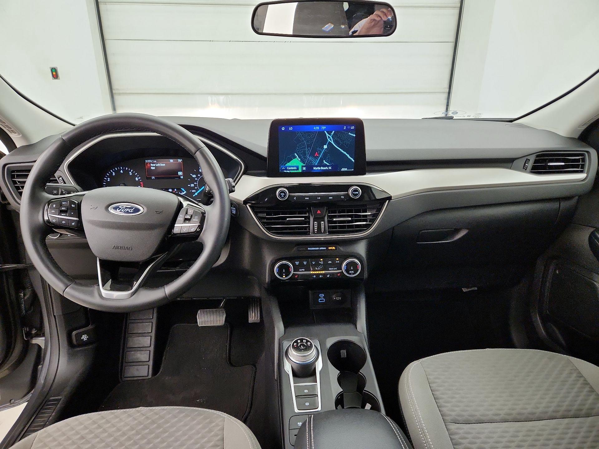 Thumbnail: 2022 Ford Escape - 8