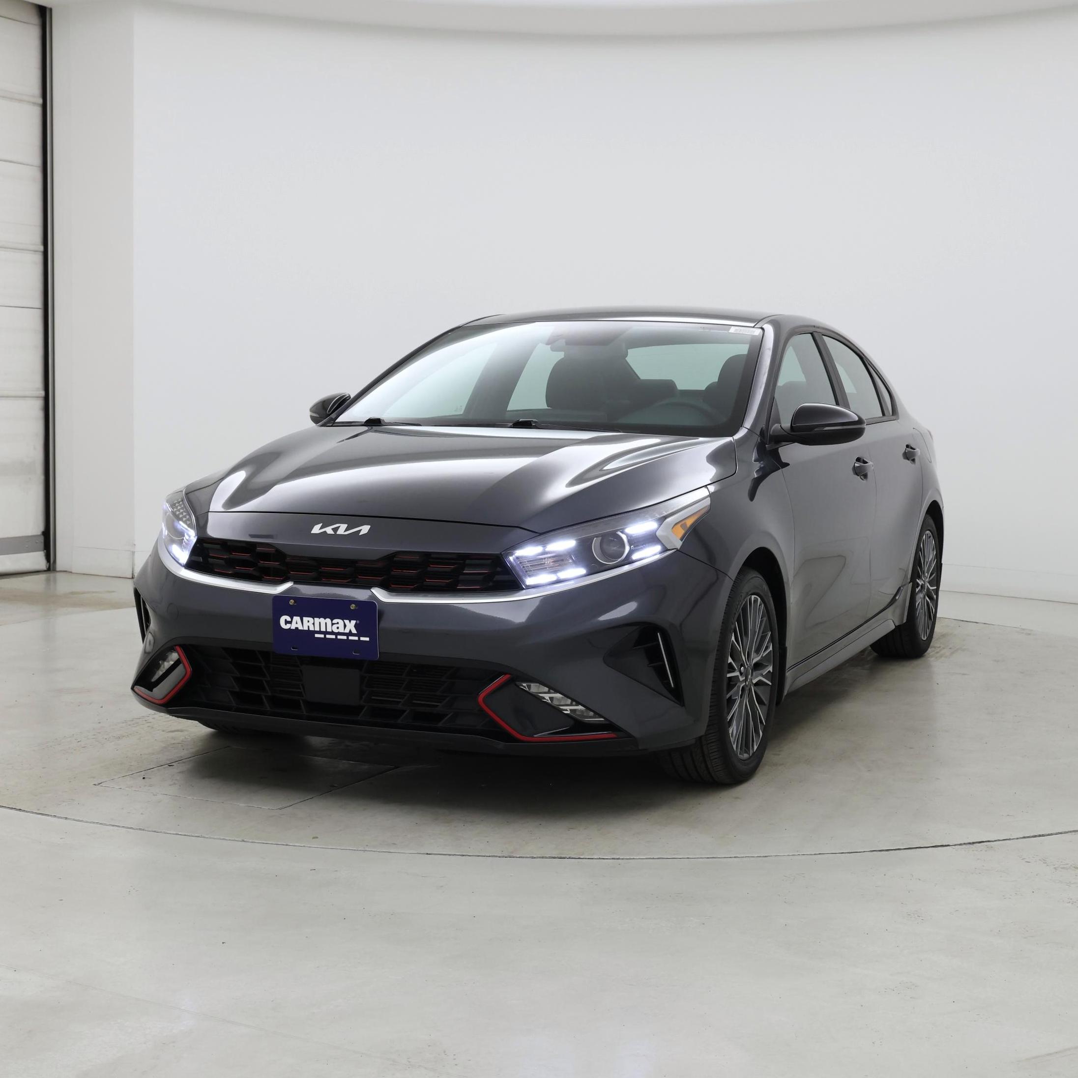 Thumbnail: 2023 Kia Forte - 4
