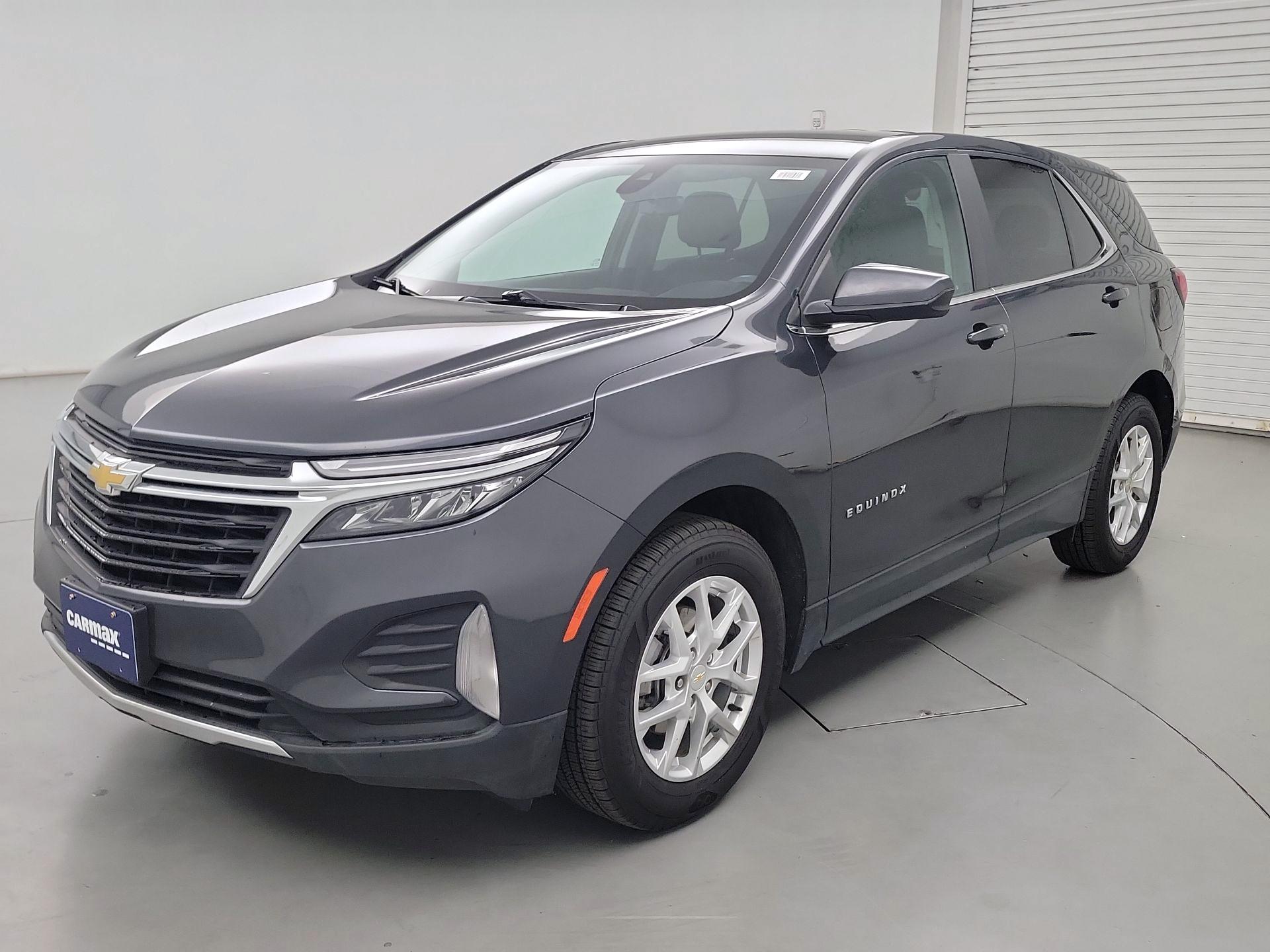 Thumbnail: 2022 Chevrolet Equinox - 3