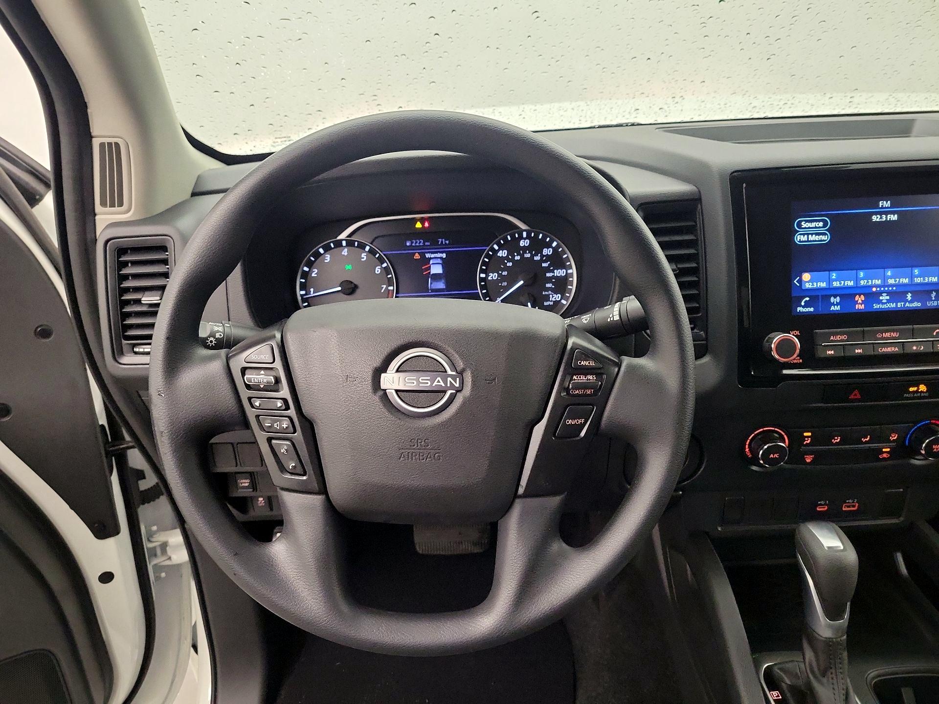 Thumbnail: 2022 Nissan Frontier - 10