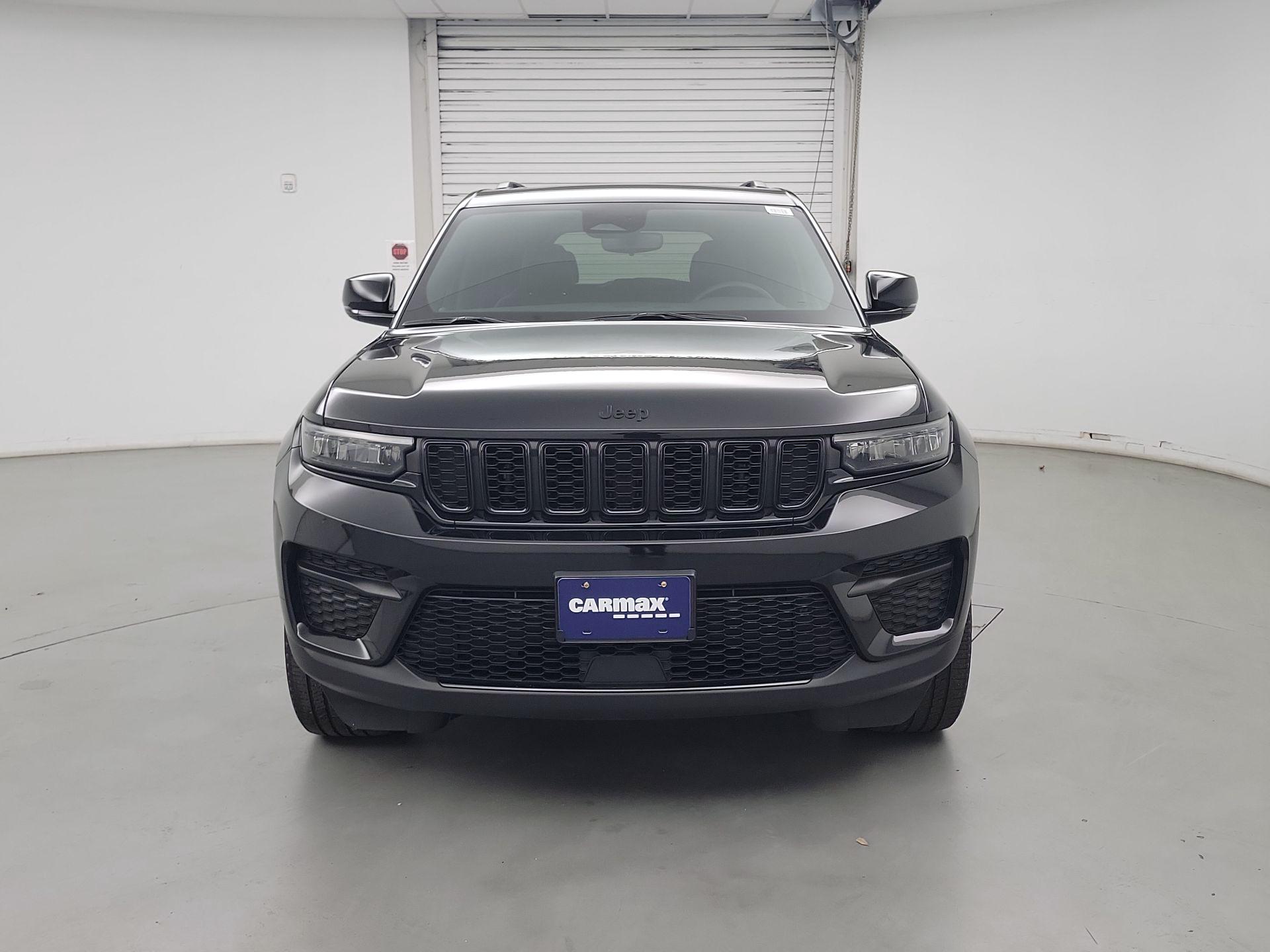 Thumbnail: 2023 Jeep Grand Cherokee - 2