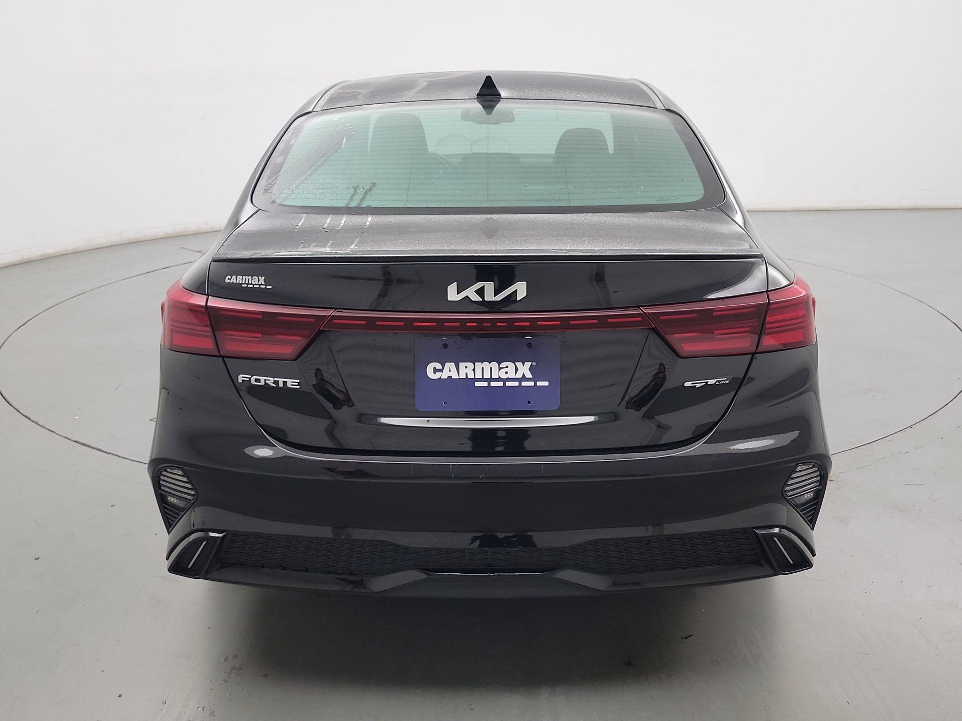 Thumbnail: 2023 Kia Forte - 6