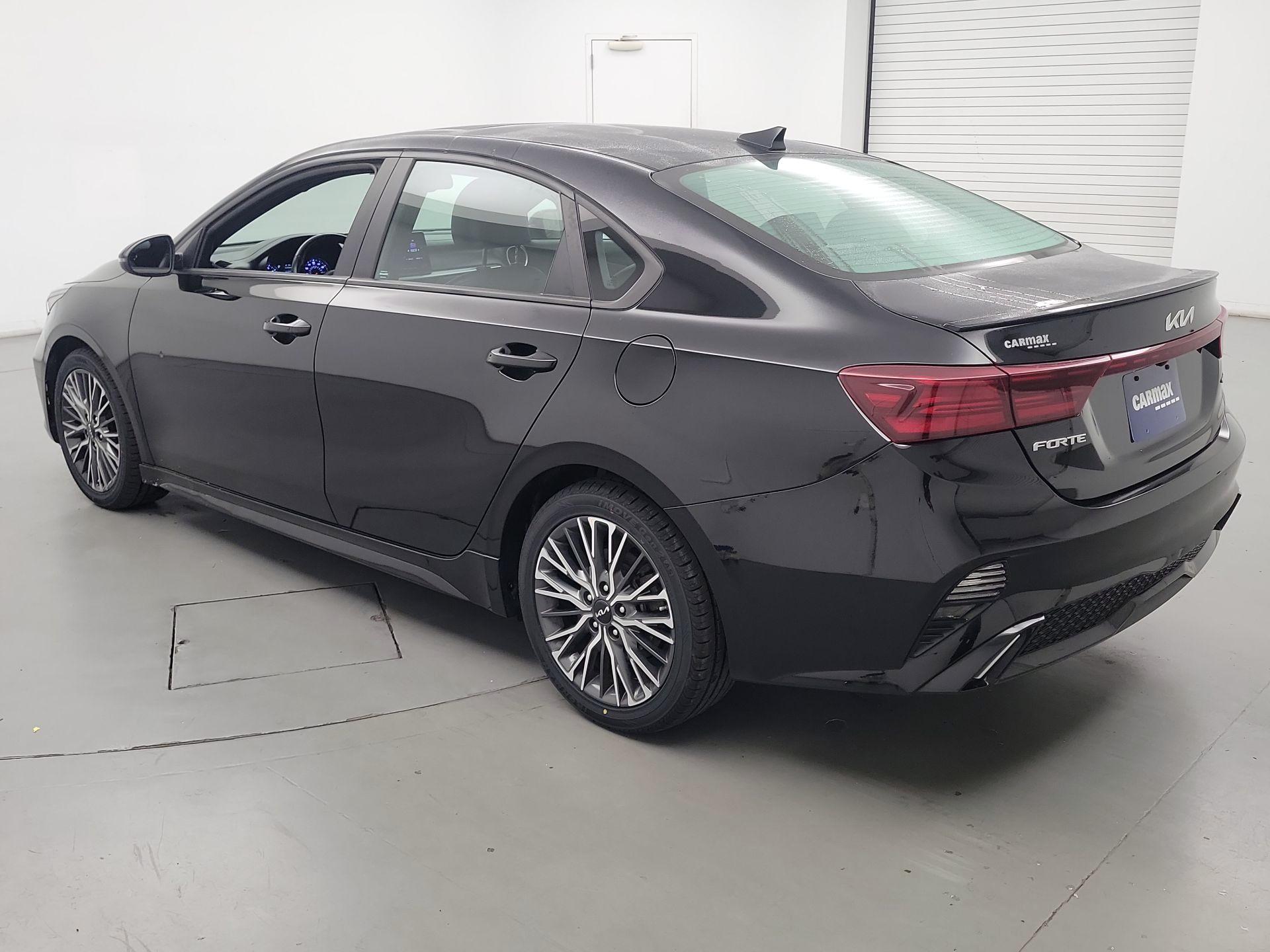 Thumbnail: 2023 Kia Forte - 7
