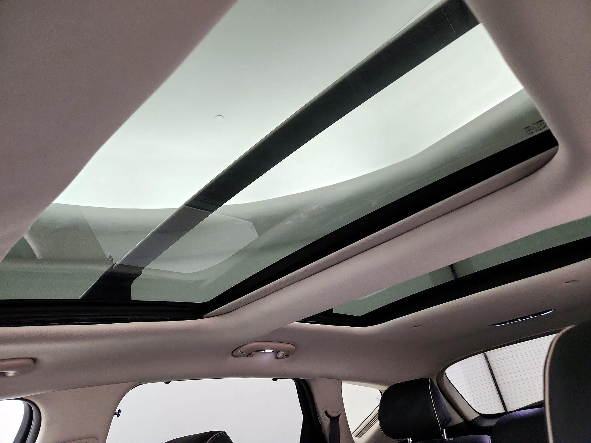 Thumbnail: 2023 Genesis GV80 - 20