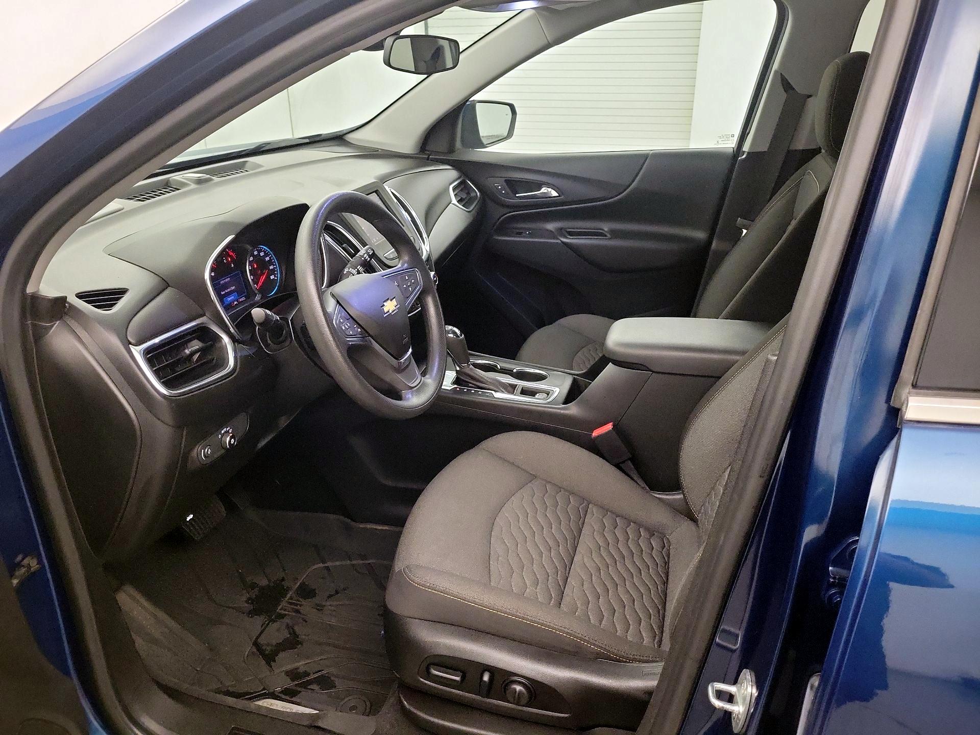 Thumbnail: 2020 Chevrolet Equinox - 9