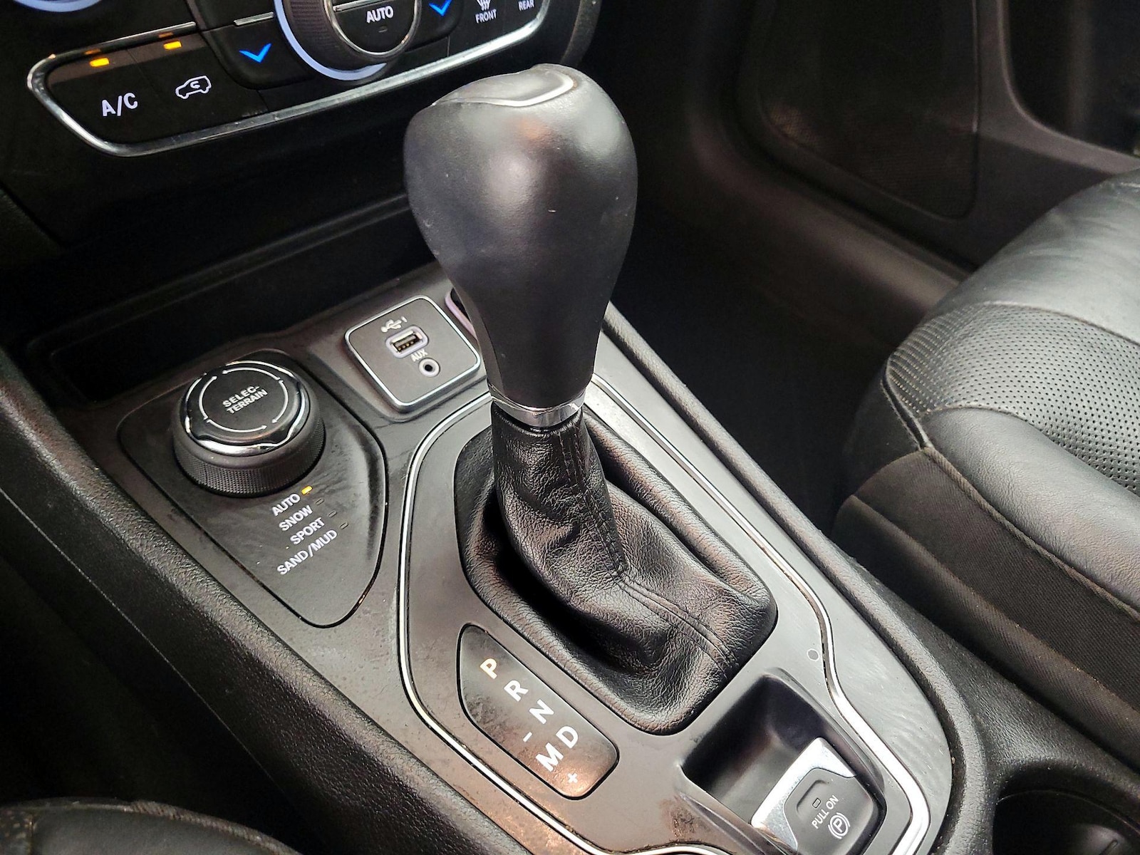 2021 Jeep Cherokee 80TH - Photo 18