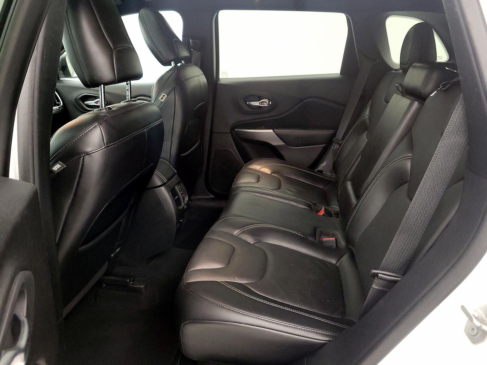2021 Jeep Cherokee 80TH - Photo 21