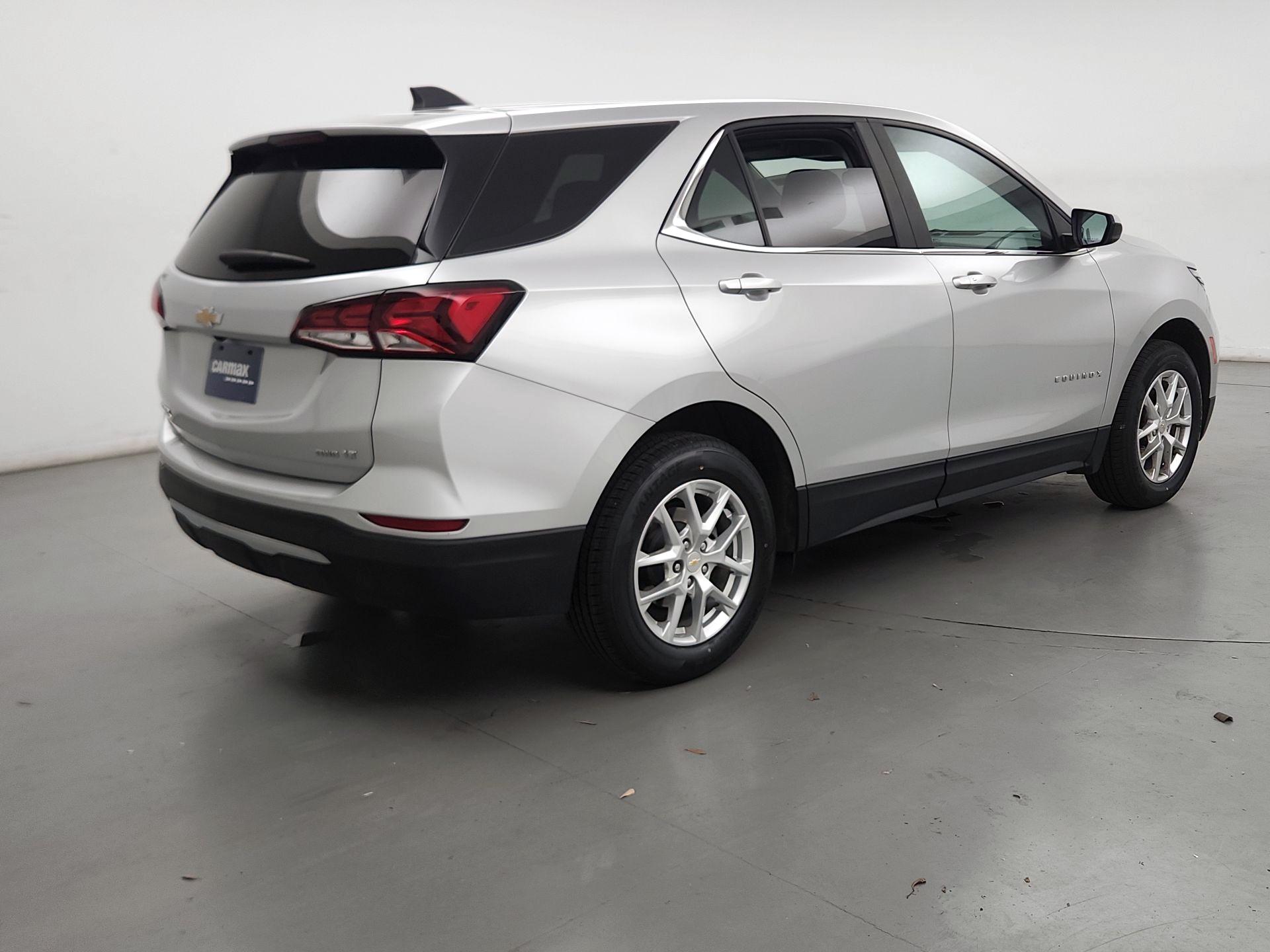 Thumbnail: 2022 Chevrolet Equinox - 5