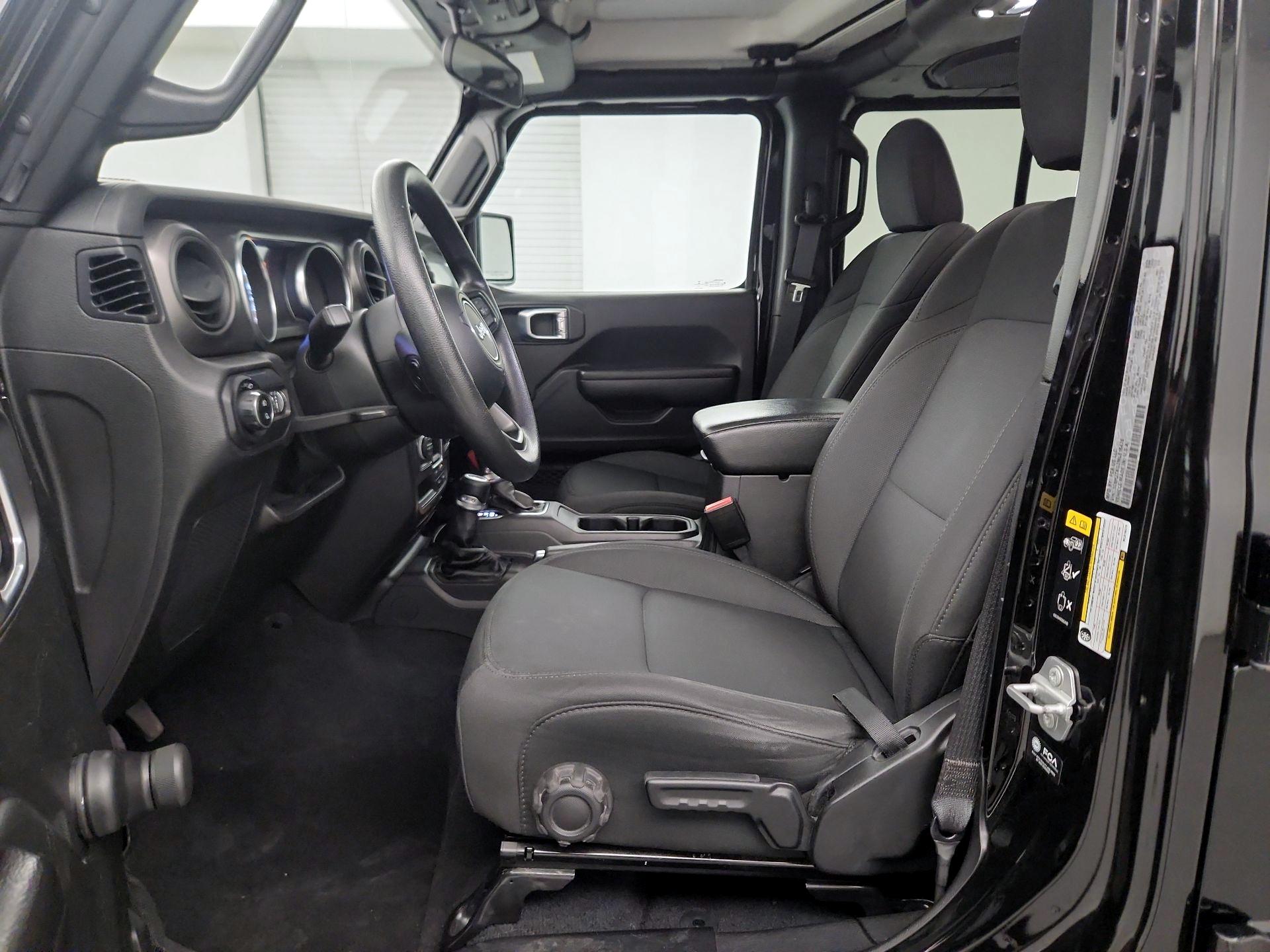 Thumbnail: 2021 Jeep Gladiator - 9