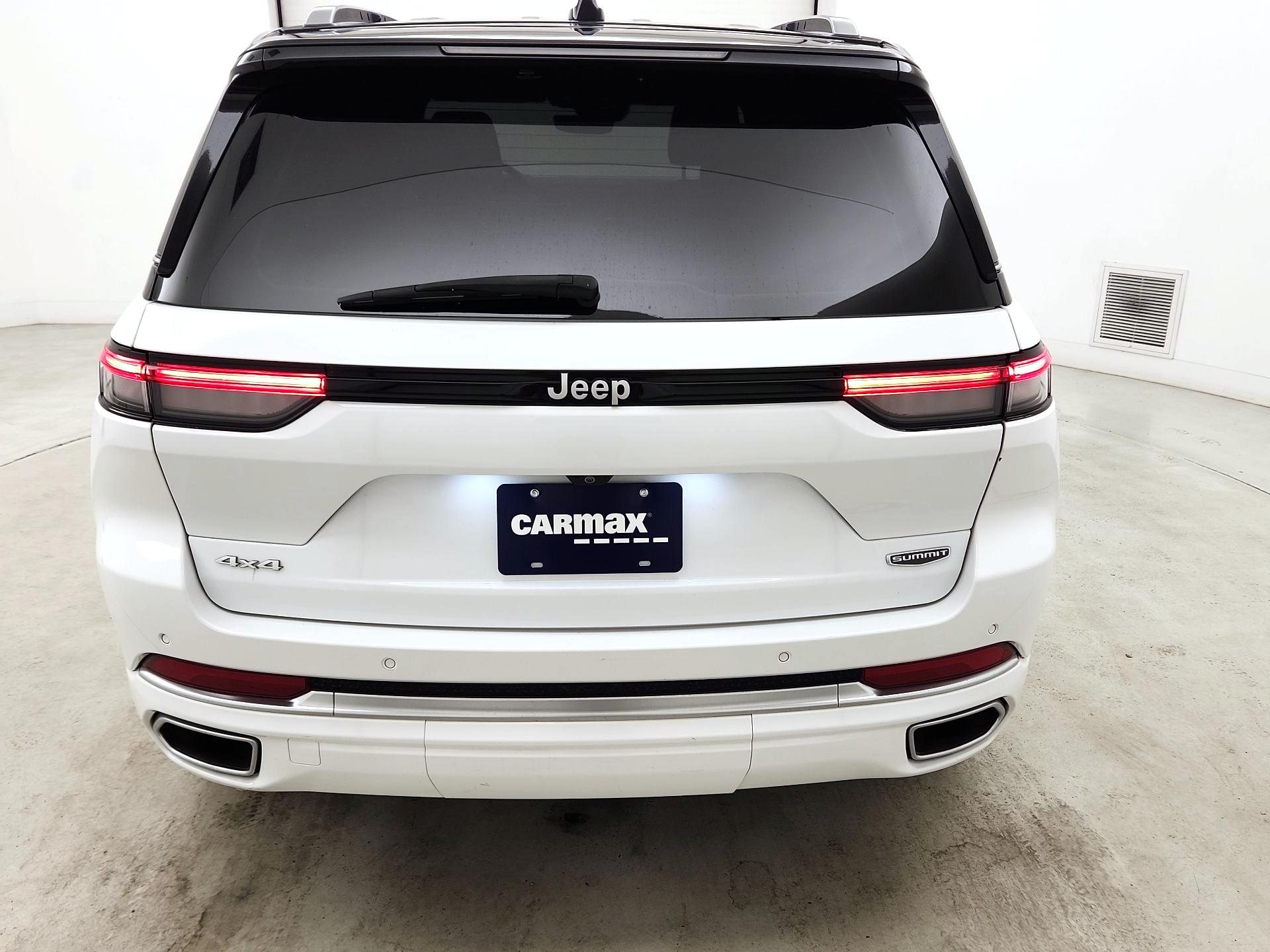 Thumbnail: 2023 Jeep Grand Cherokee - 6