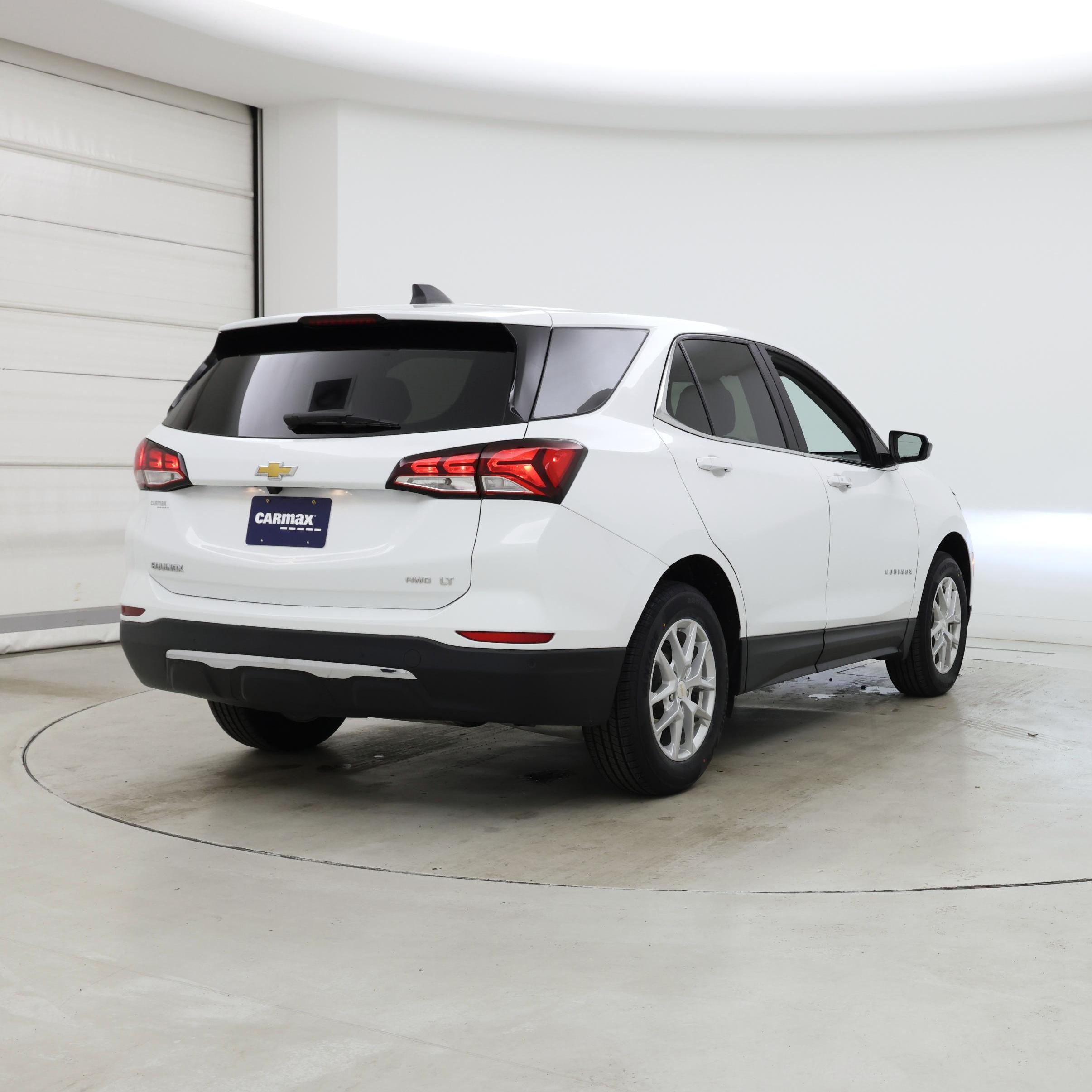Thumbnail: 2023 Chevrolet Equinox - 8