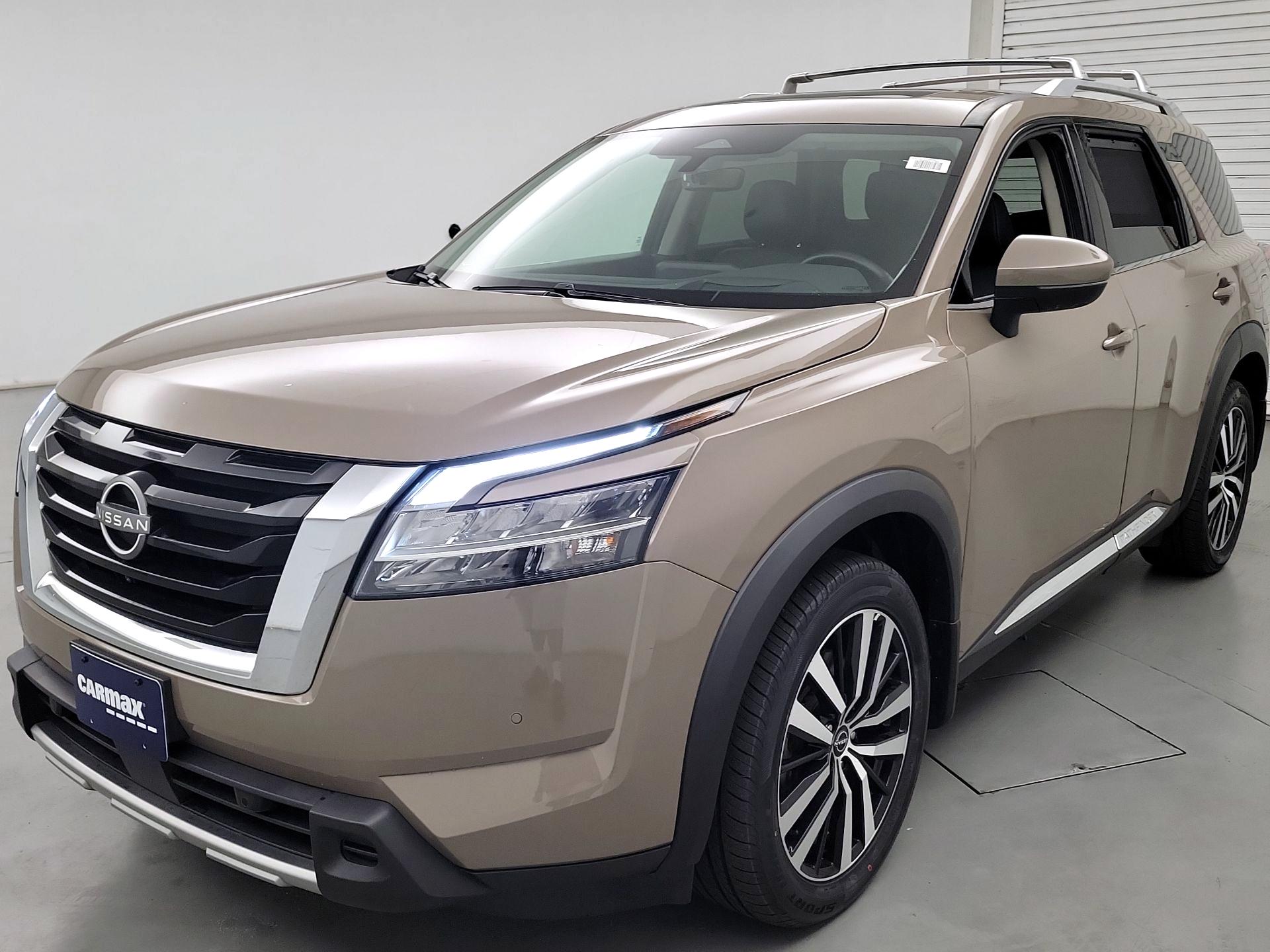 Thumbnail: 2023 Nissan Pathfinder - 3