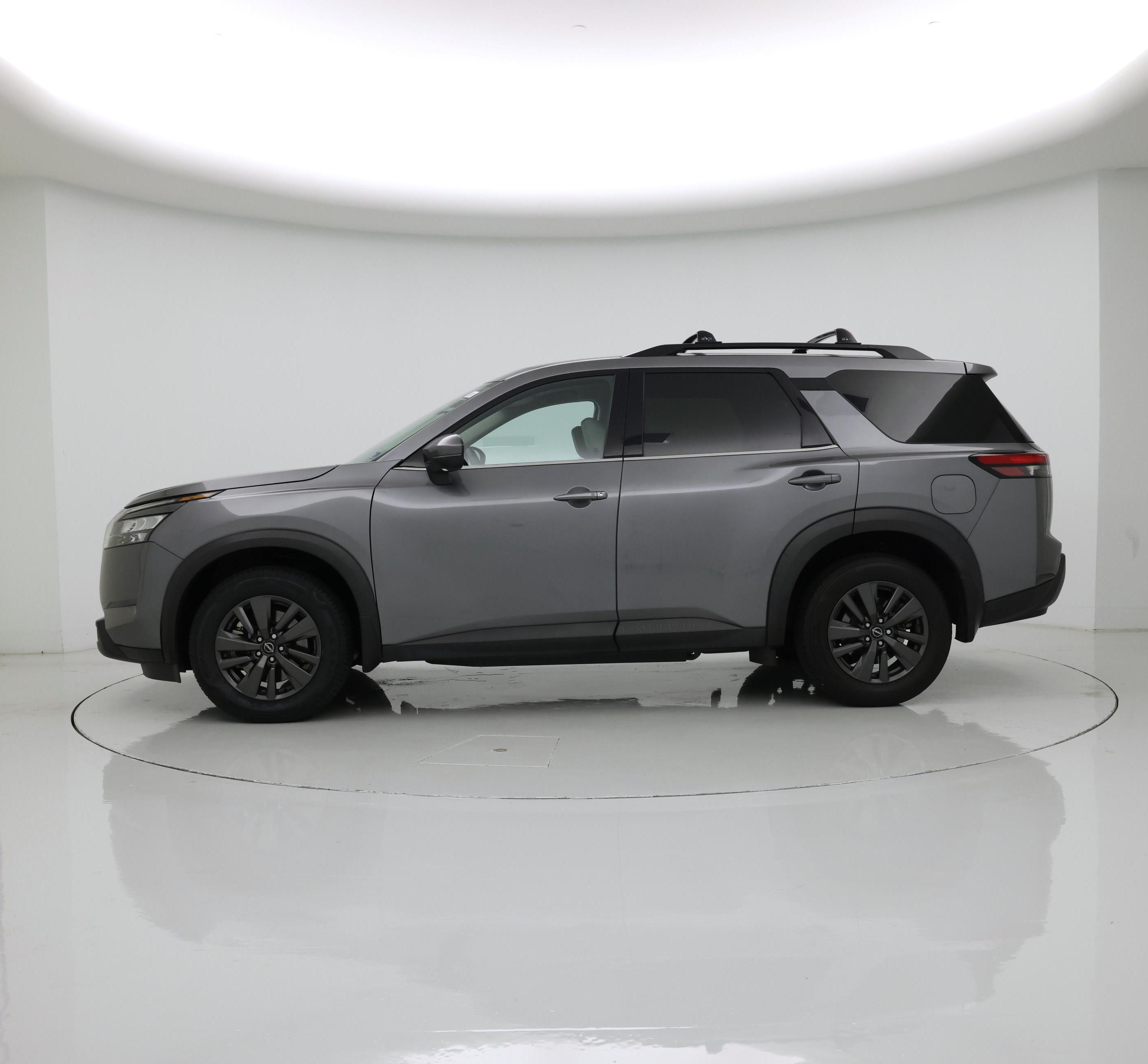 Thumbnail: 2023 Nissan Pathfinder - 3
