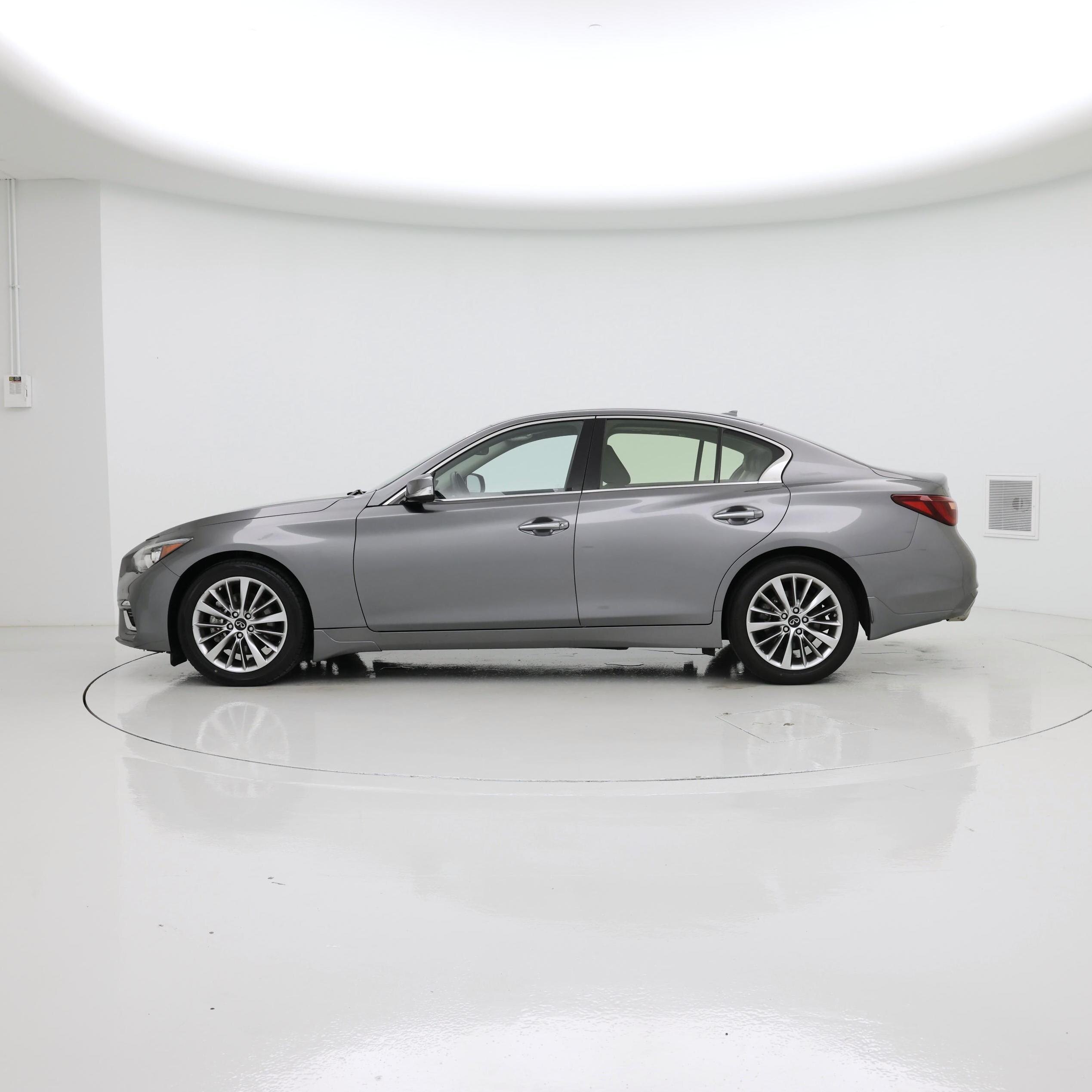 Thumbnail: 2023 INFINITI Q50 - 3