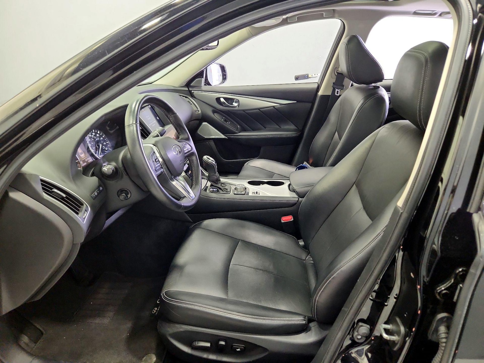 2023 INFINITI Q50 LUXE - Photo 12