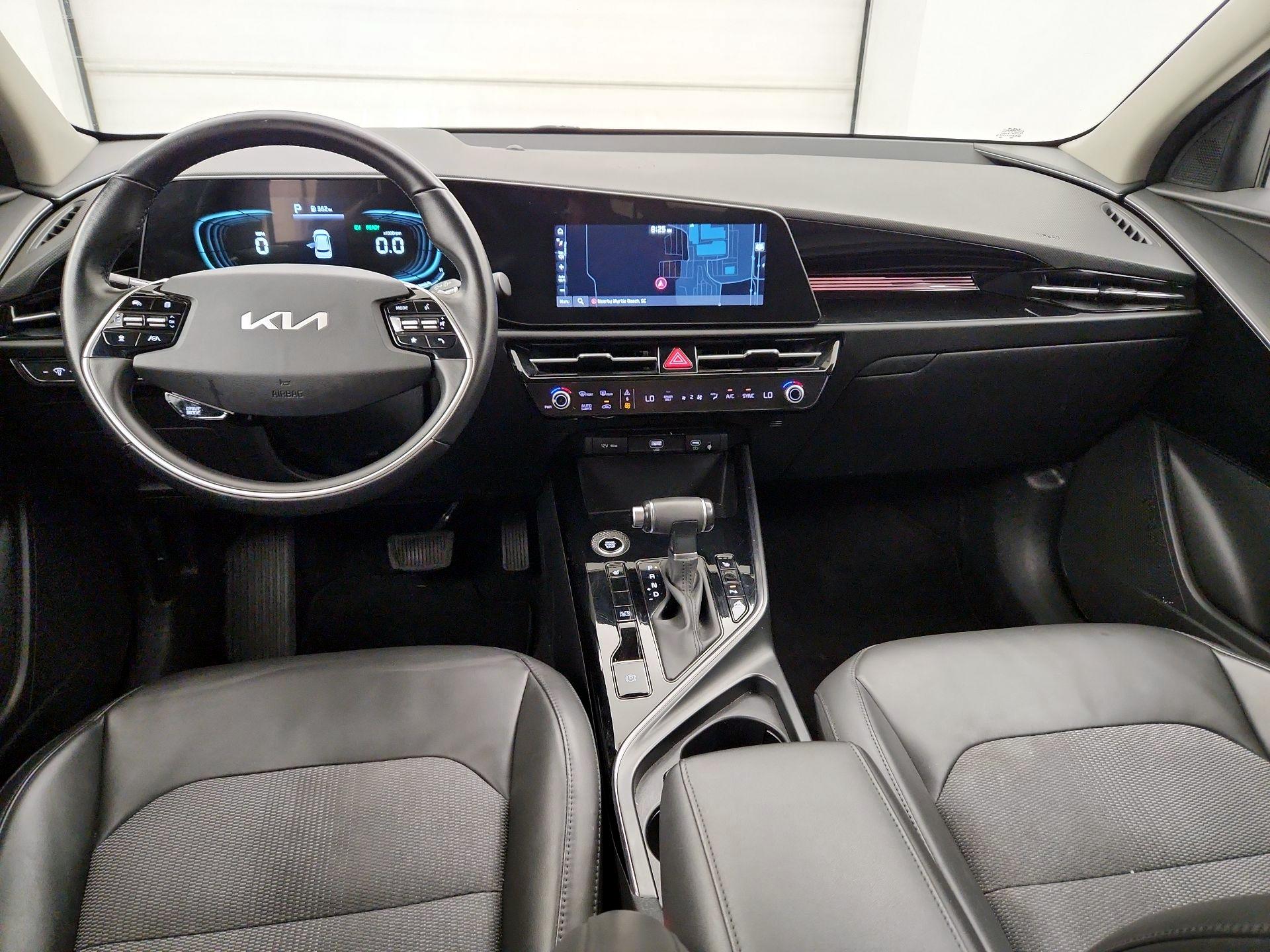 Thumbnail: 2023 Kia Niro - 9