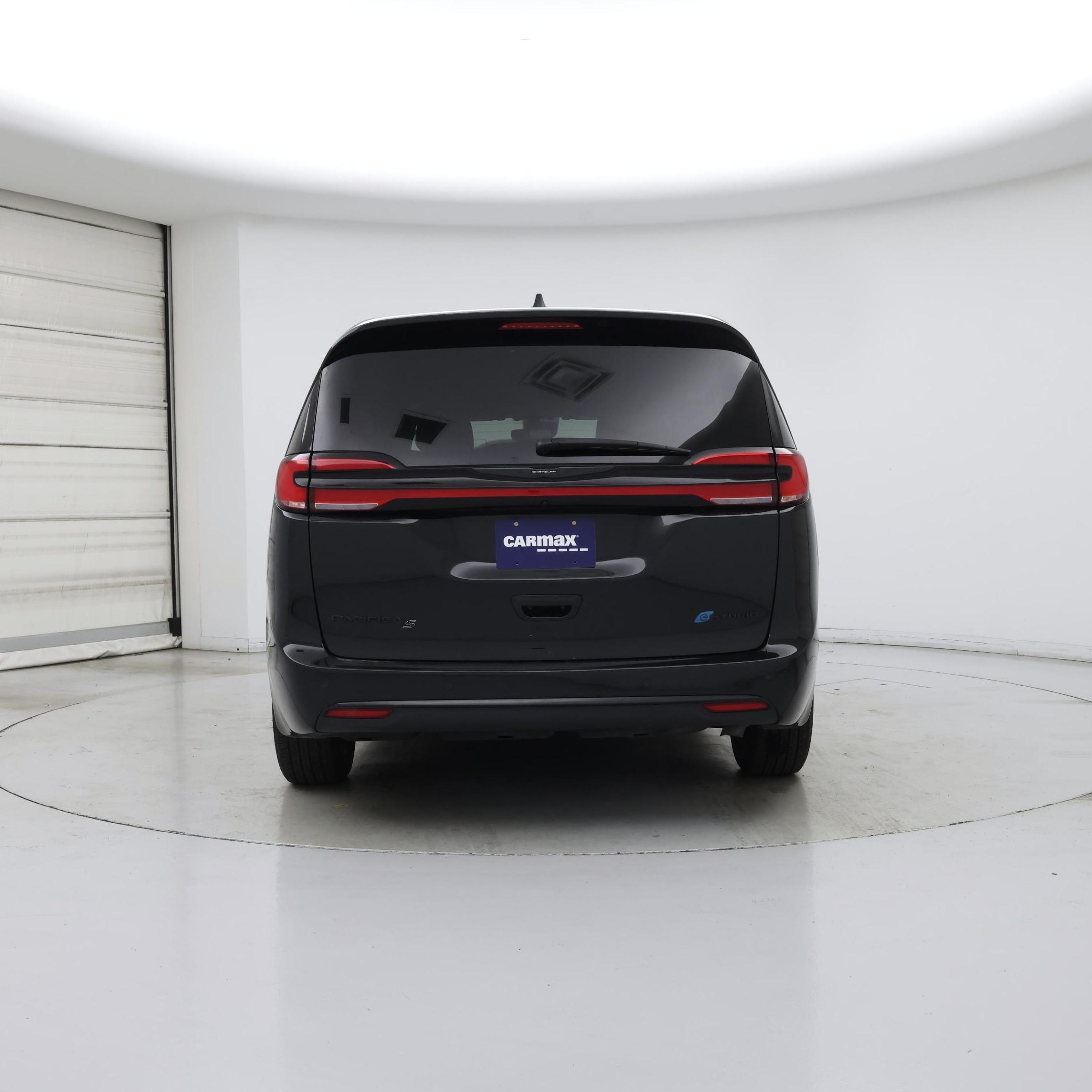 Thumbnail: 2022 Chrysler Pacifica - 6