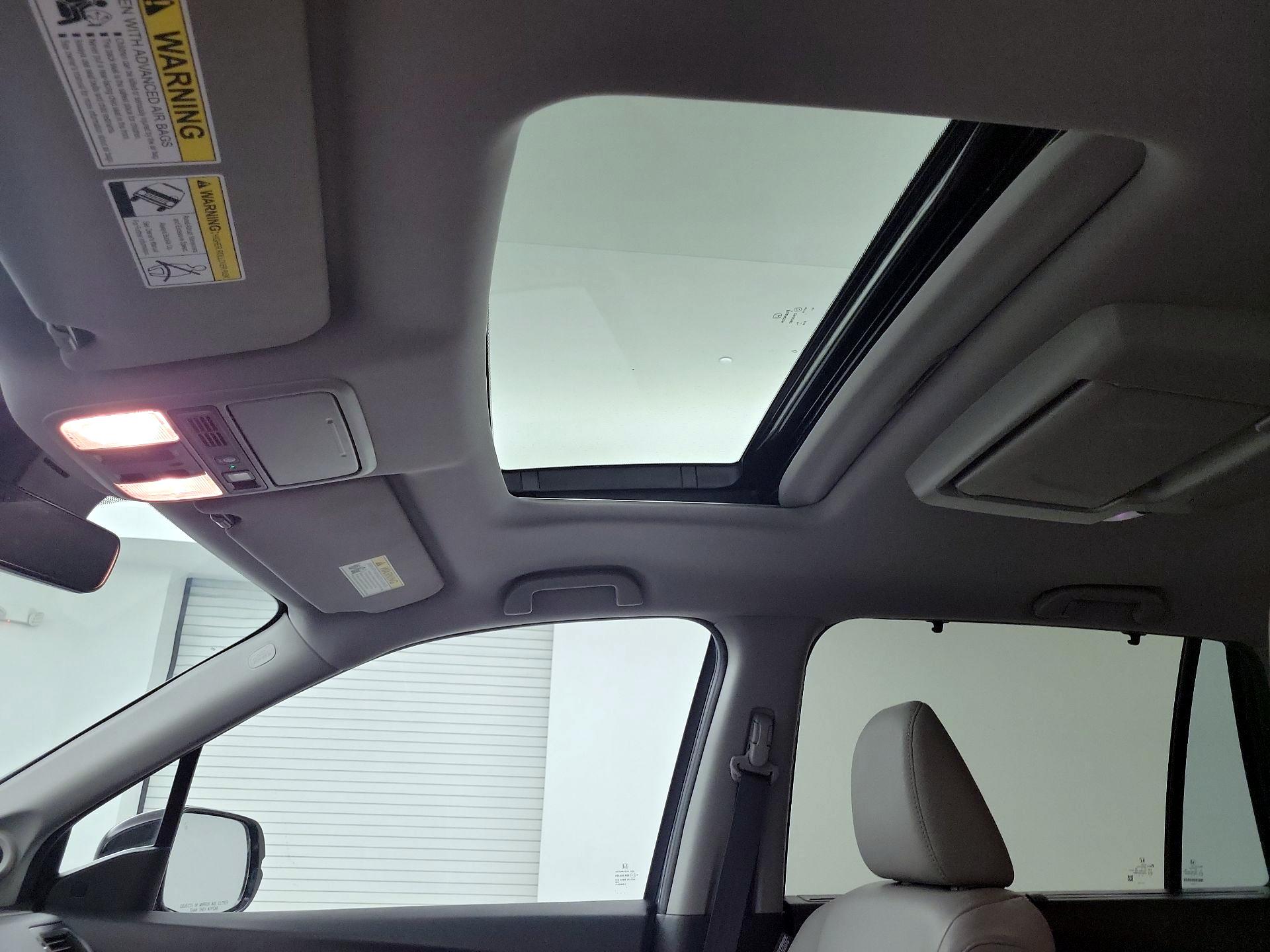 Thumbnail: 2022 Honda Pilot - 17