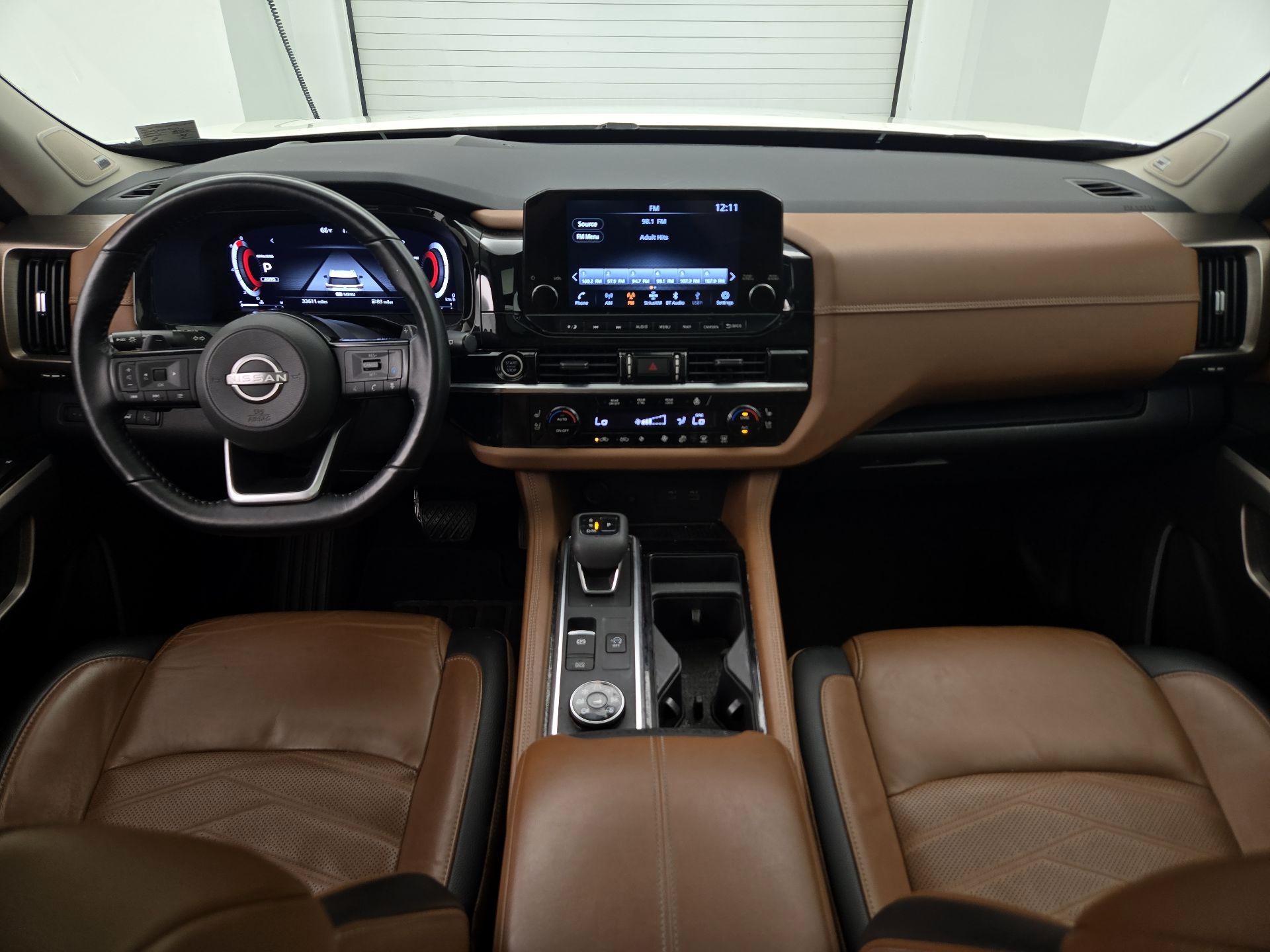 Thumbnail: 2023 Nissan Pathfinder - 9