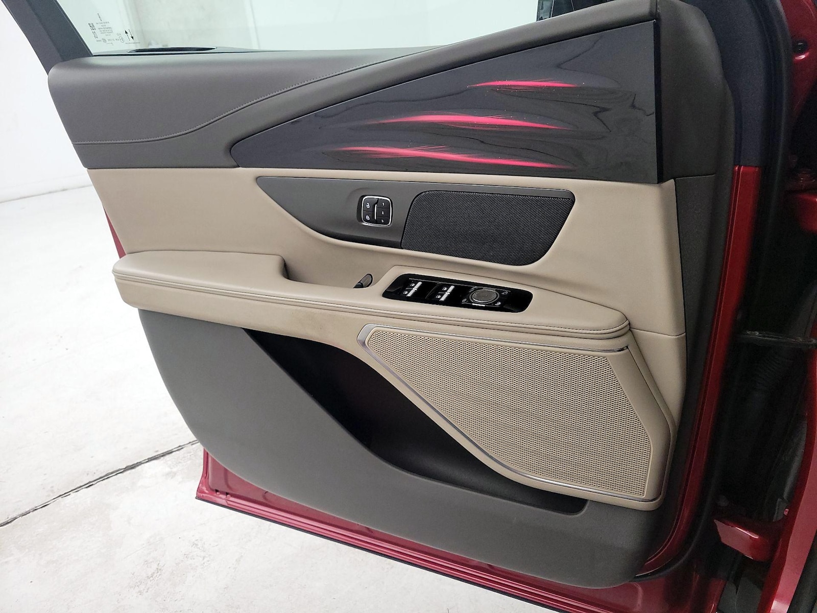 2024 Lincoln Nautilus Premiere - Photo 13